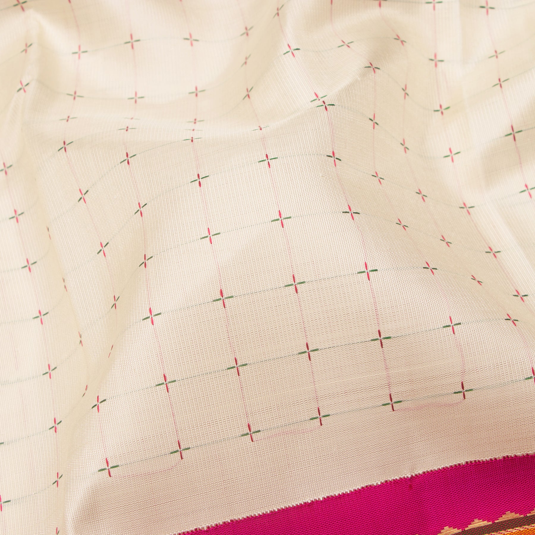 Kanakavalli Kanjivaram Silk Sari 25-595-HS001-02882 - Fabric View 