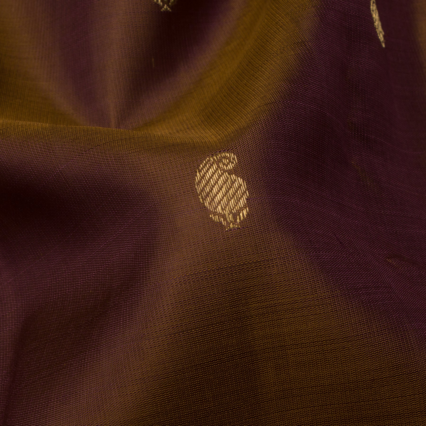 Kanakavalli Kanjivaram Silk Sari 25-595-HS001-02831 - Fabric View