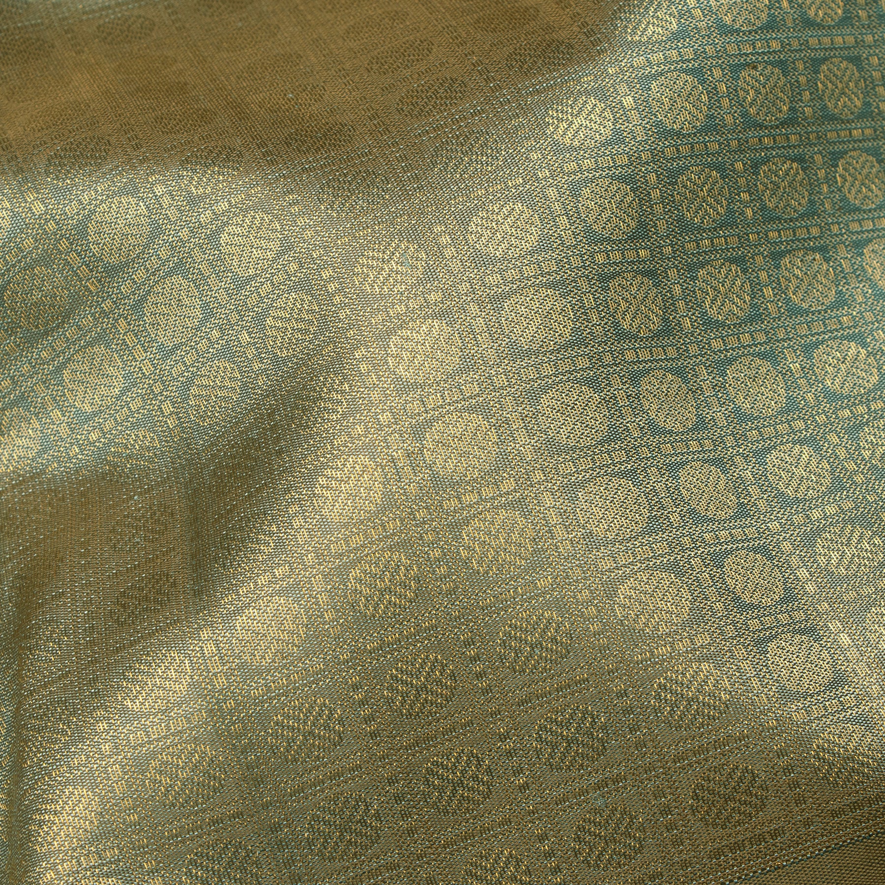 Kanakavalli Kanjivaram Silk Sari 25-595-HS001-02908 - Fabric View