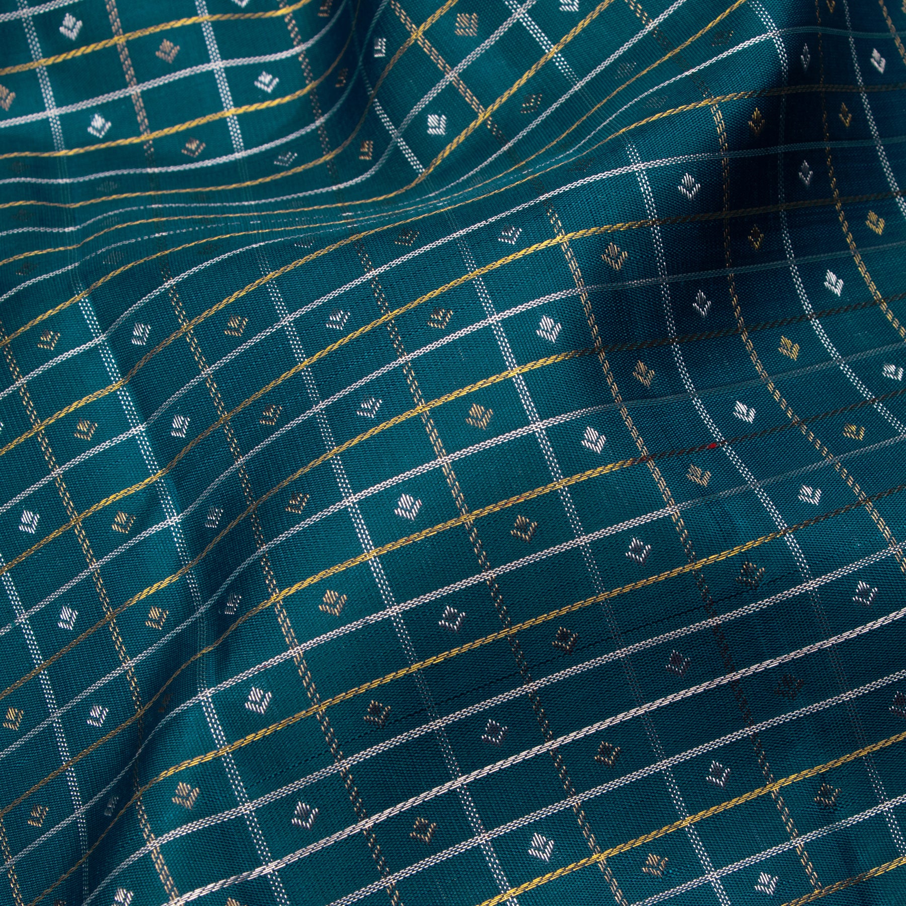 Kanakavalli Kanjivaram Silk Sari 25-595-HS001-03247 - Fabric View