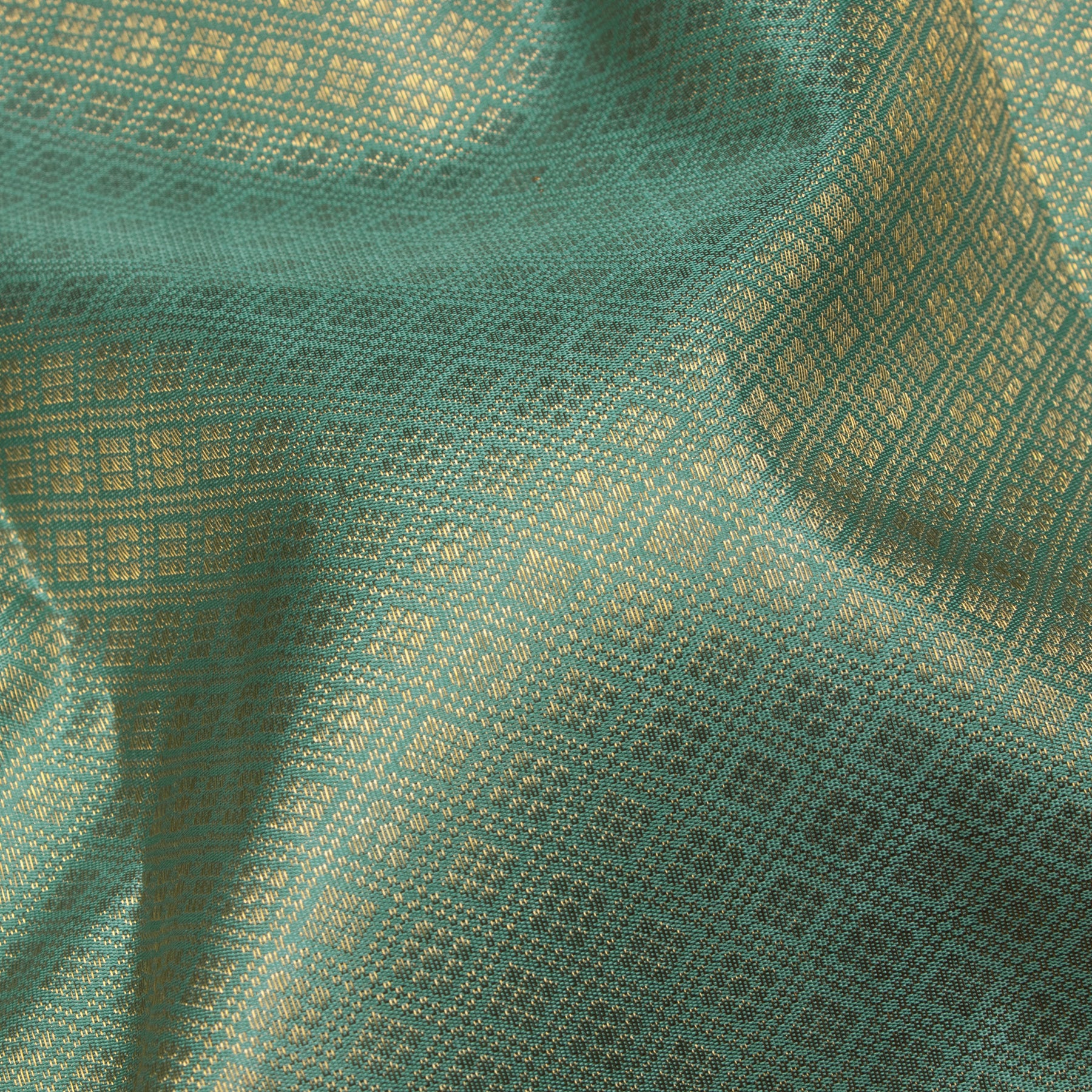 Kanakavalli Kanjivaram Silk Sari 25-595-HS001-03252 - Fabric View