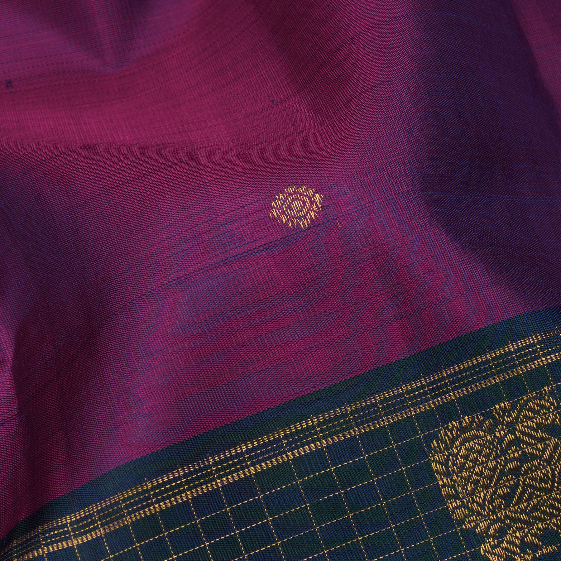 Kanakavalli Kanjivaram Silk Sari 25-595-HS001-03398 - Fabric View