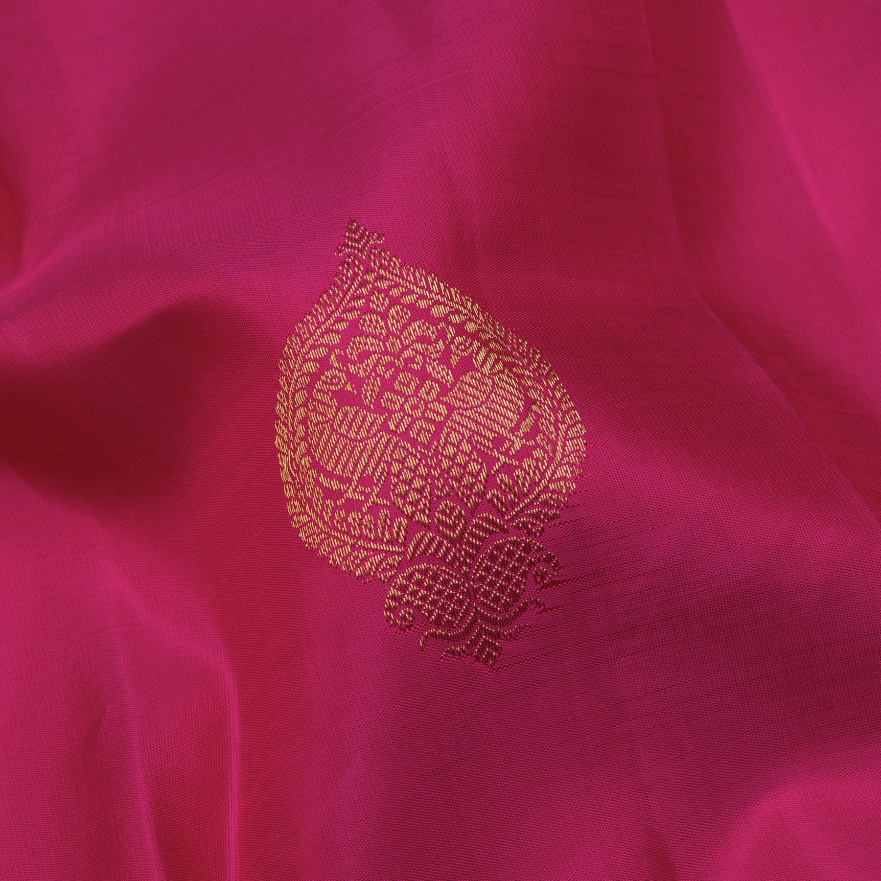 Kanakavalli Kanjivaram Silk Sari 25-595-HS001-04184 - Fabric View