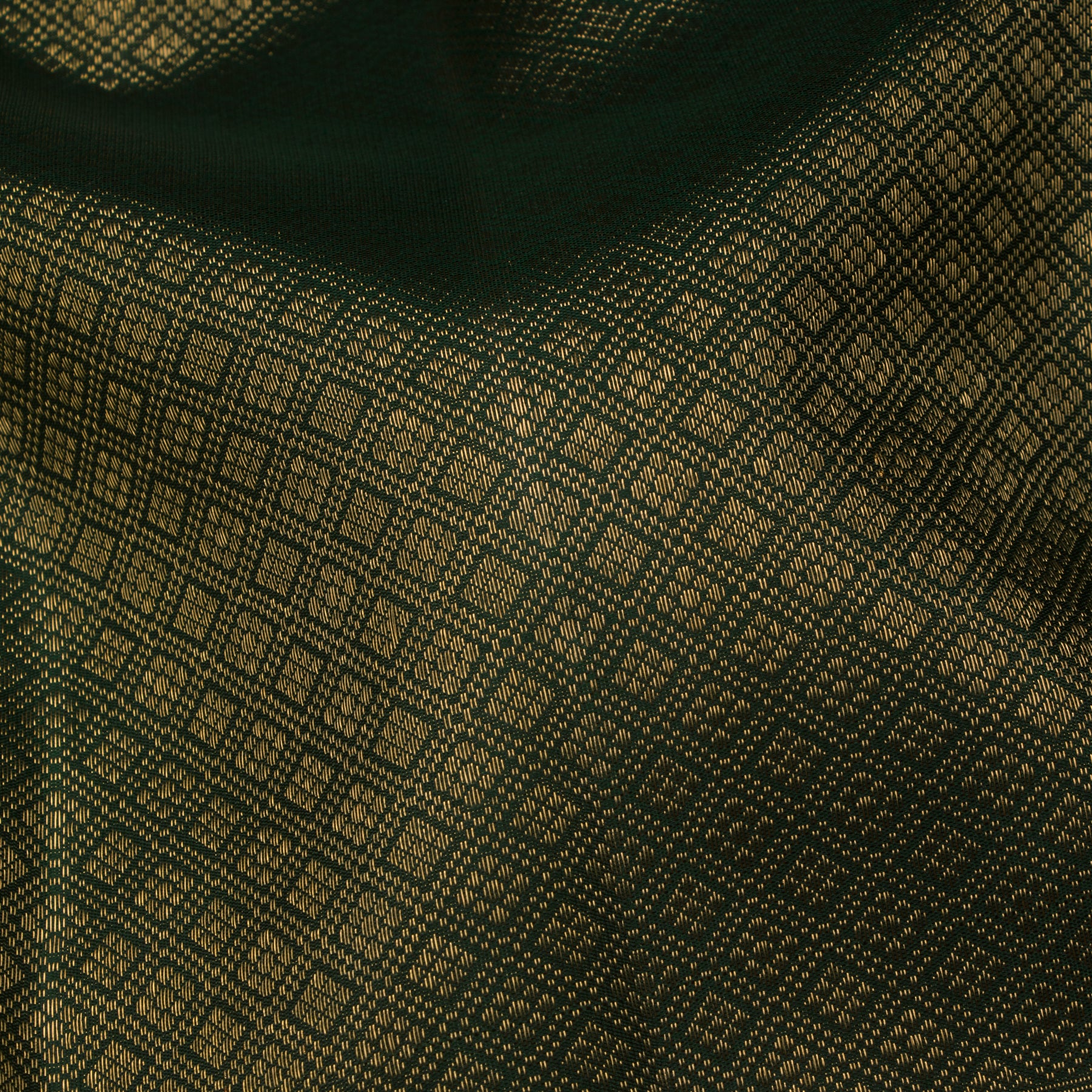 Kanakavalli Kanjivaram Silk Sari 25-595-HS001-04271 - Fabric View 