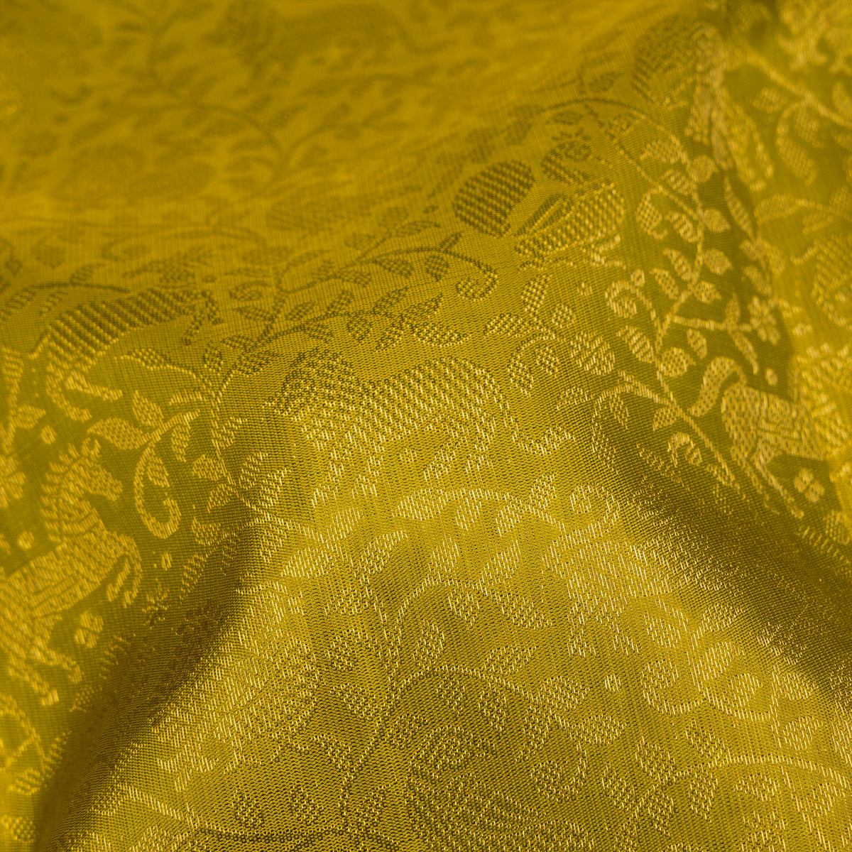 Kanakavalli Kanjivaram Silk Sari 25-595-HS001-04797 - Fabric View