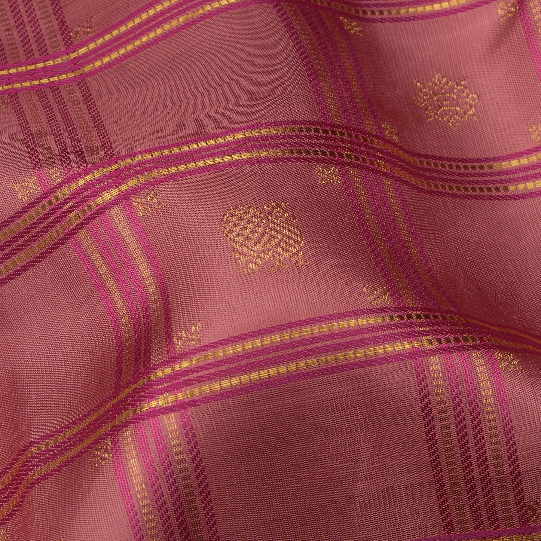 Kanakavalli Kanjivaram Silk Sari 25-595-HS001-04825 - Fabric View