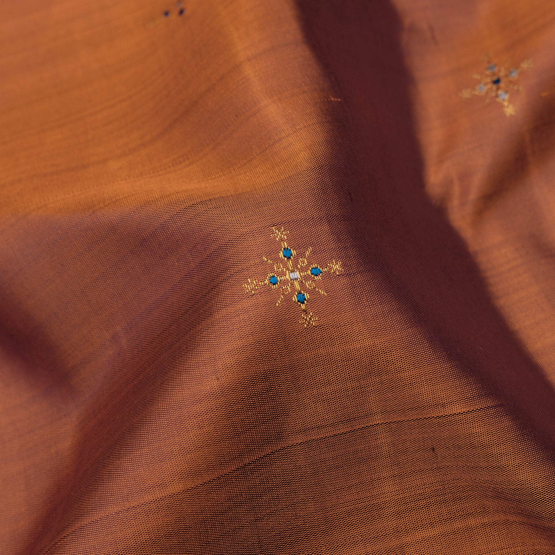 Kanakavalli Kanjivaram Silk Sari 25-595-HS001-05942 - Fabric View