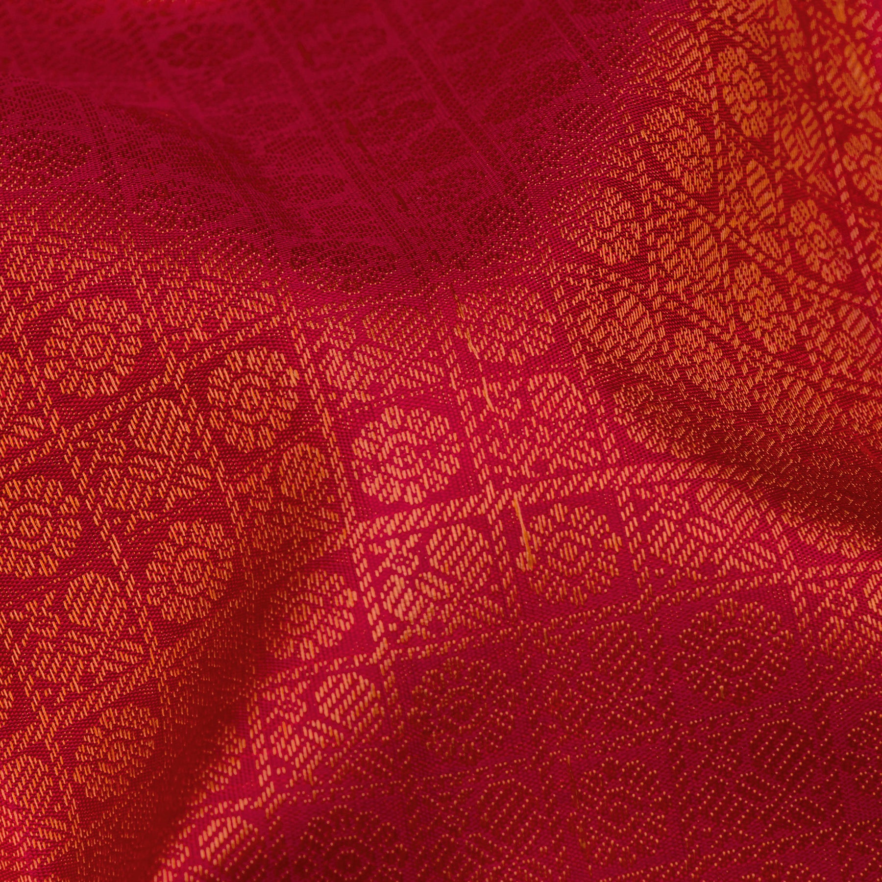 Kanakavalli Kanjivaram Silk Sari 25-595-HS001-07350 - Fabric View