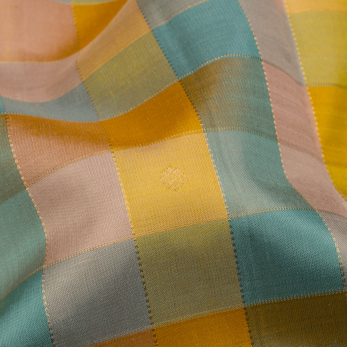Kanakavalli Kanjivaram Silk Sari 25-595-HS001-09923