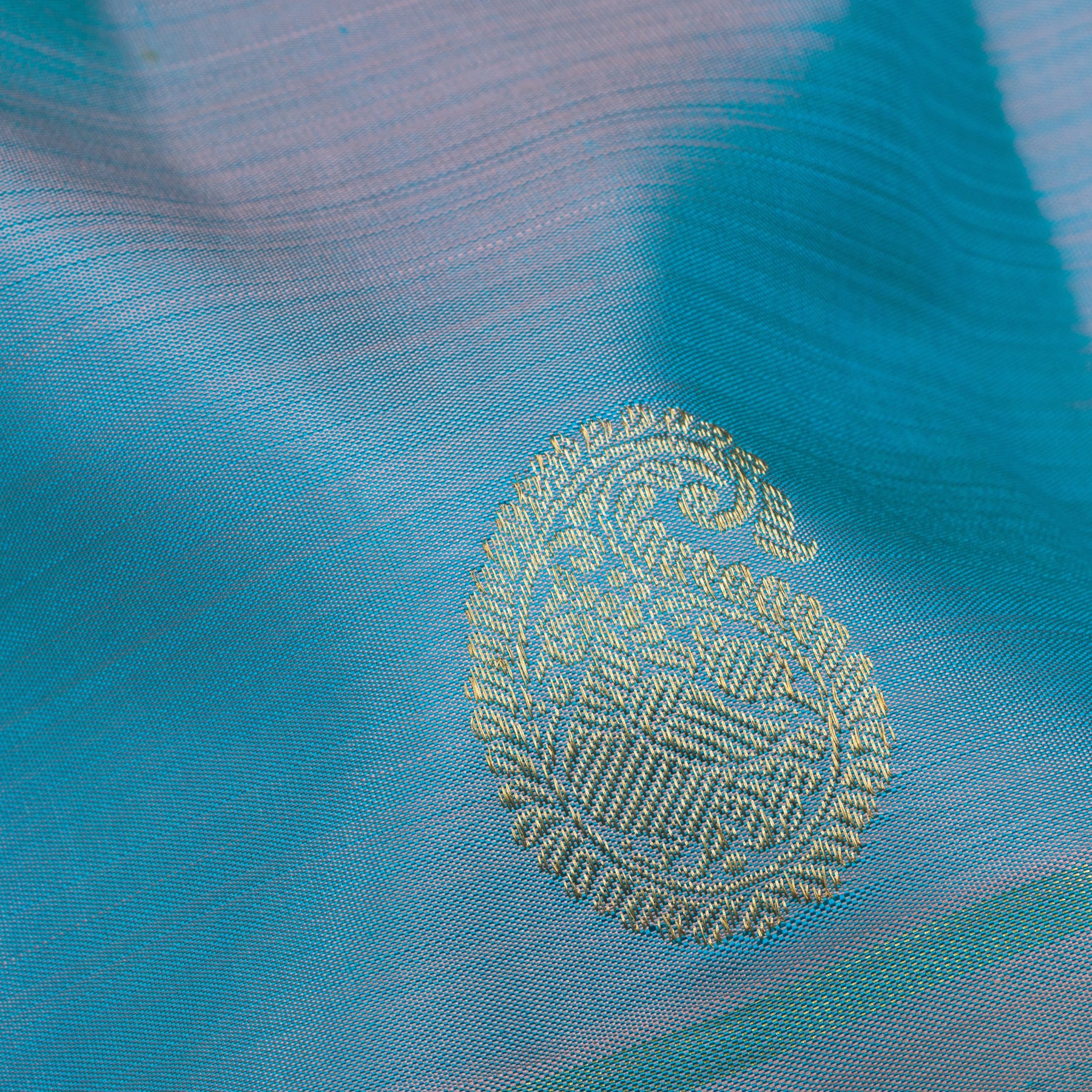 Kanakavalli Kanjivaram Silk Sari 25-599-HS001-00313 - Fabric View