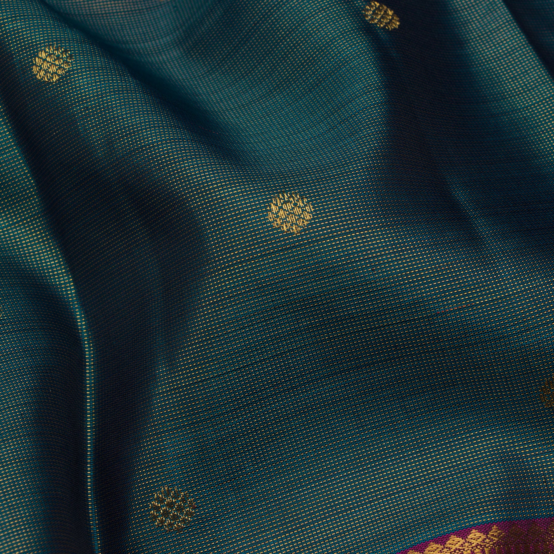 Kanakavalli Kanjivaram Silk Sari 25-599-HS001-00323 - Fabric View