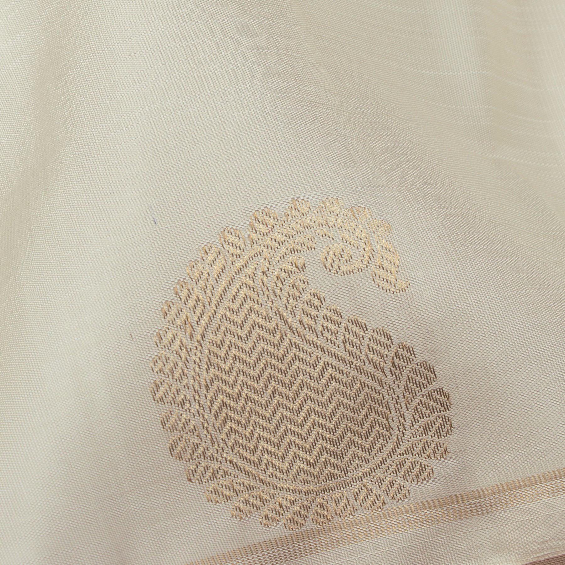 Kanakavalli Kanjivaram Silk Sari 25-599-HS001-01009 - Fabric View