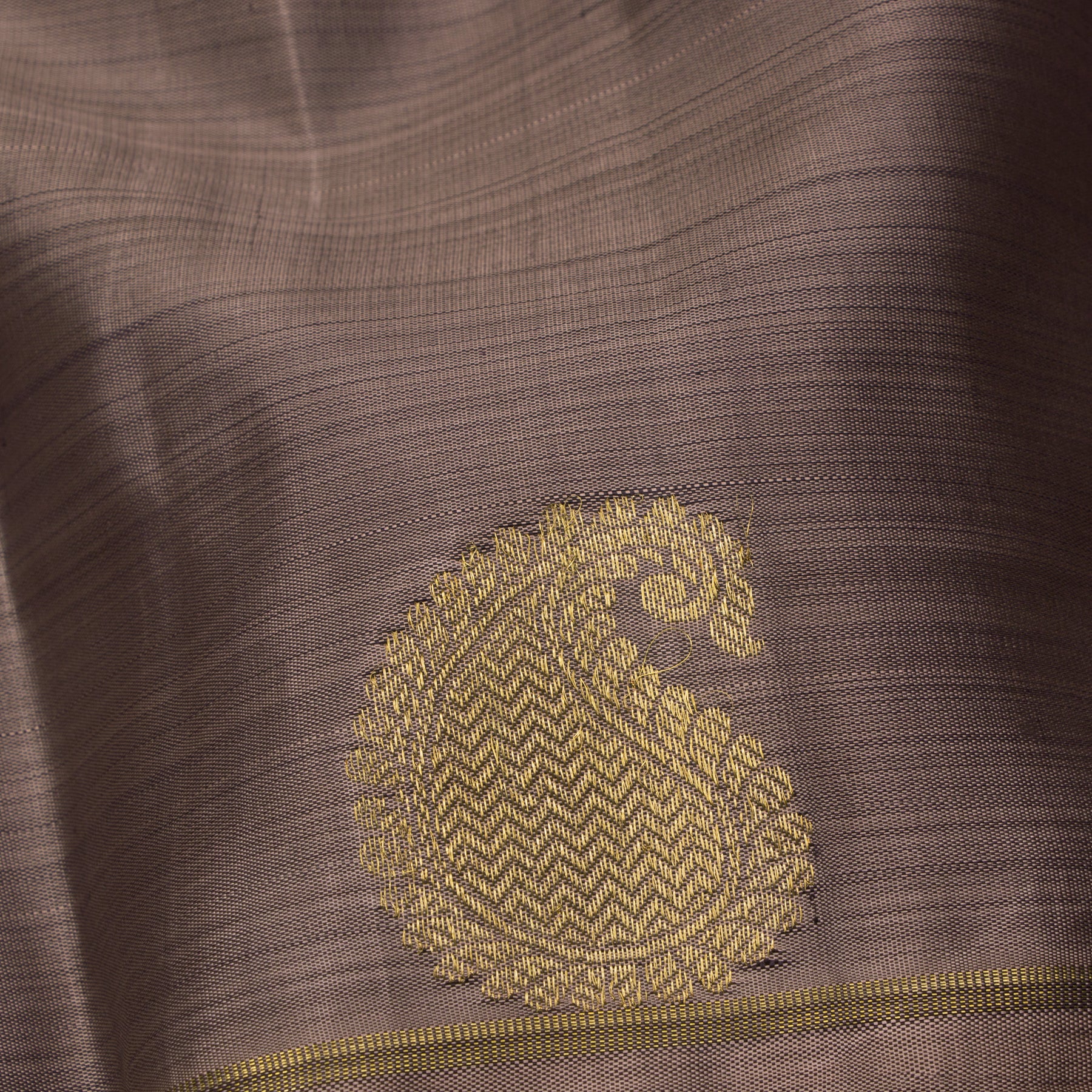 Kanakavalli Kanjivaram Silk Sari 25-599-HS001-01470 - Fabric View