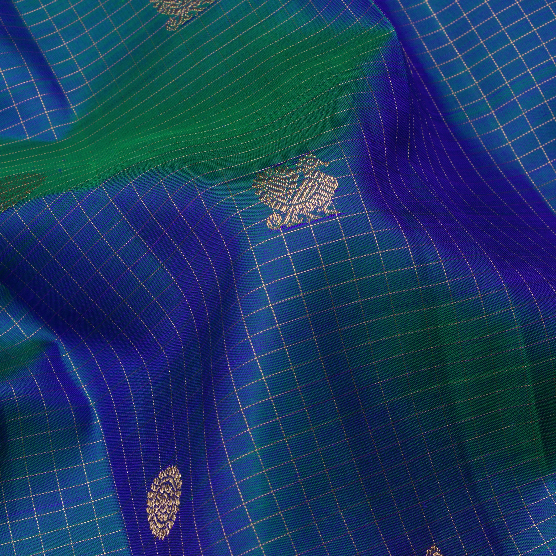 Kanakavalli Kanjivaram Silk Sari 25-599-HS001-01870 - Fabric View