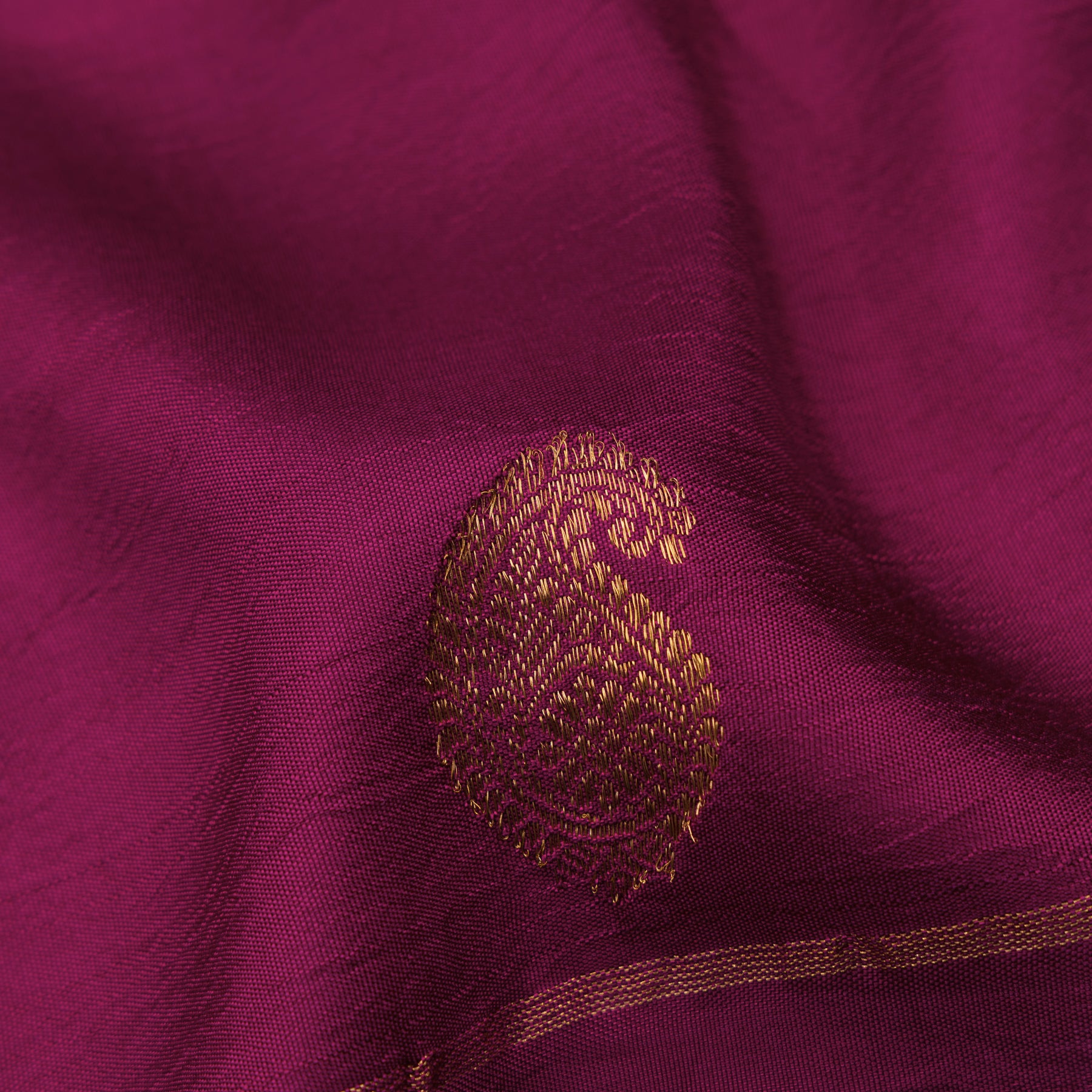 Kanakavalli Kanjivaram Silk Sari 25-599-HS001-02518 - Fabric Vew