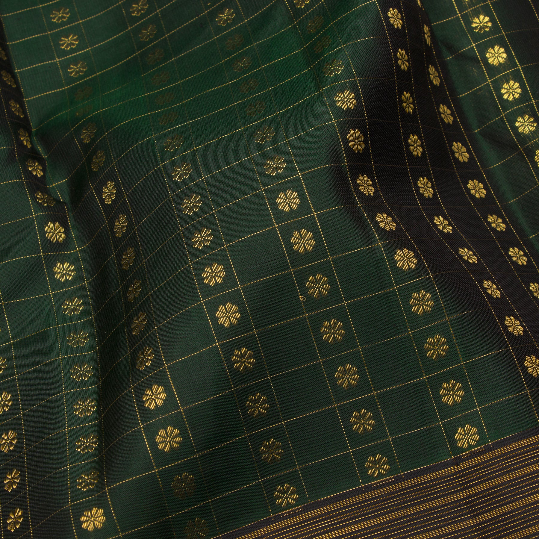 Kanakavalli Kanjivaram Silk Sari 25-599-HS001-02559 - Fabric View