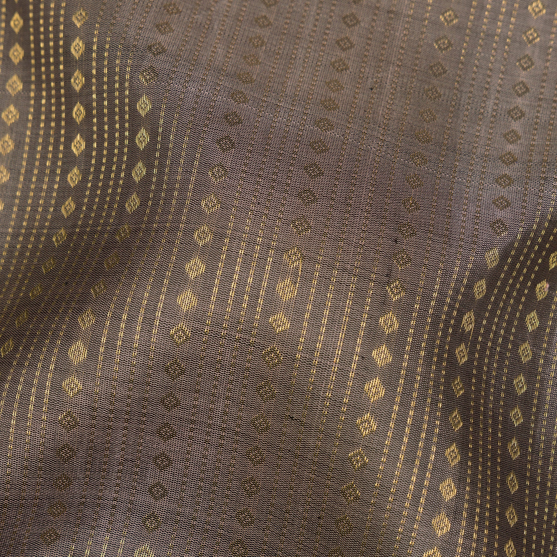 Kanakavalli Kanjivaram Silk Sari 25-599-HS001-02595 - Fabric View