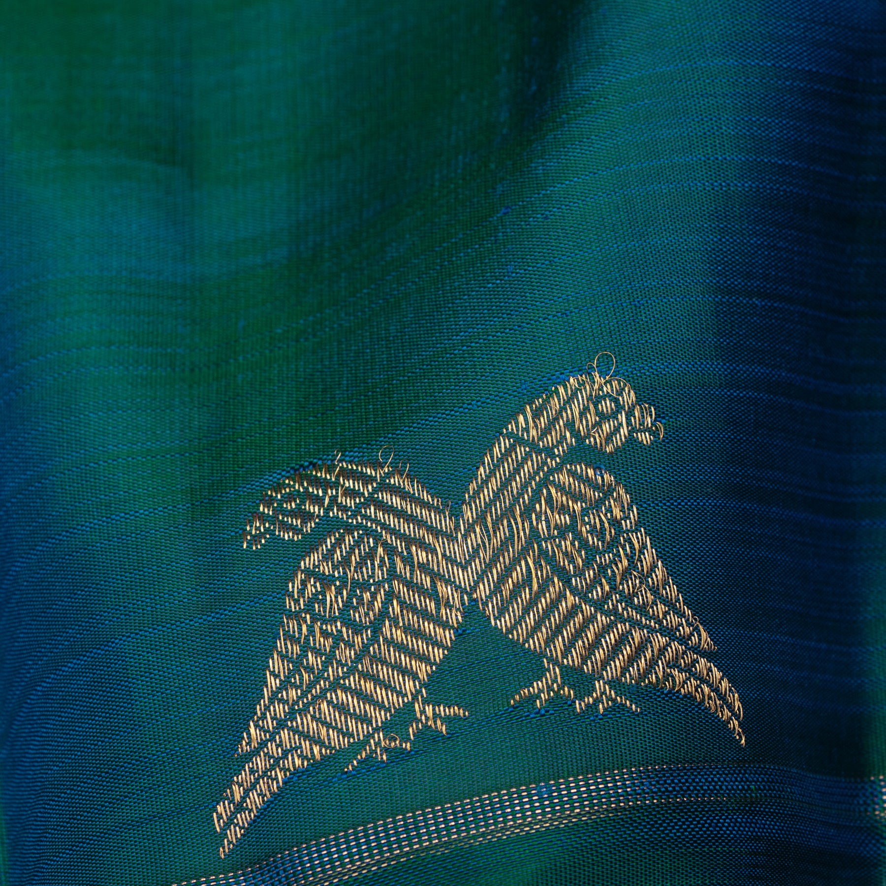 Kanakavalli Kanjivaram Silk Sari 25-599-HS001-03580 - Fabric View 