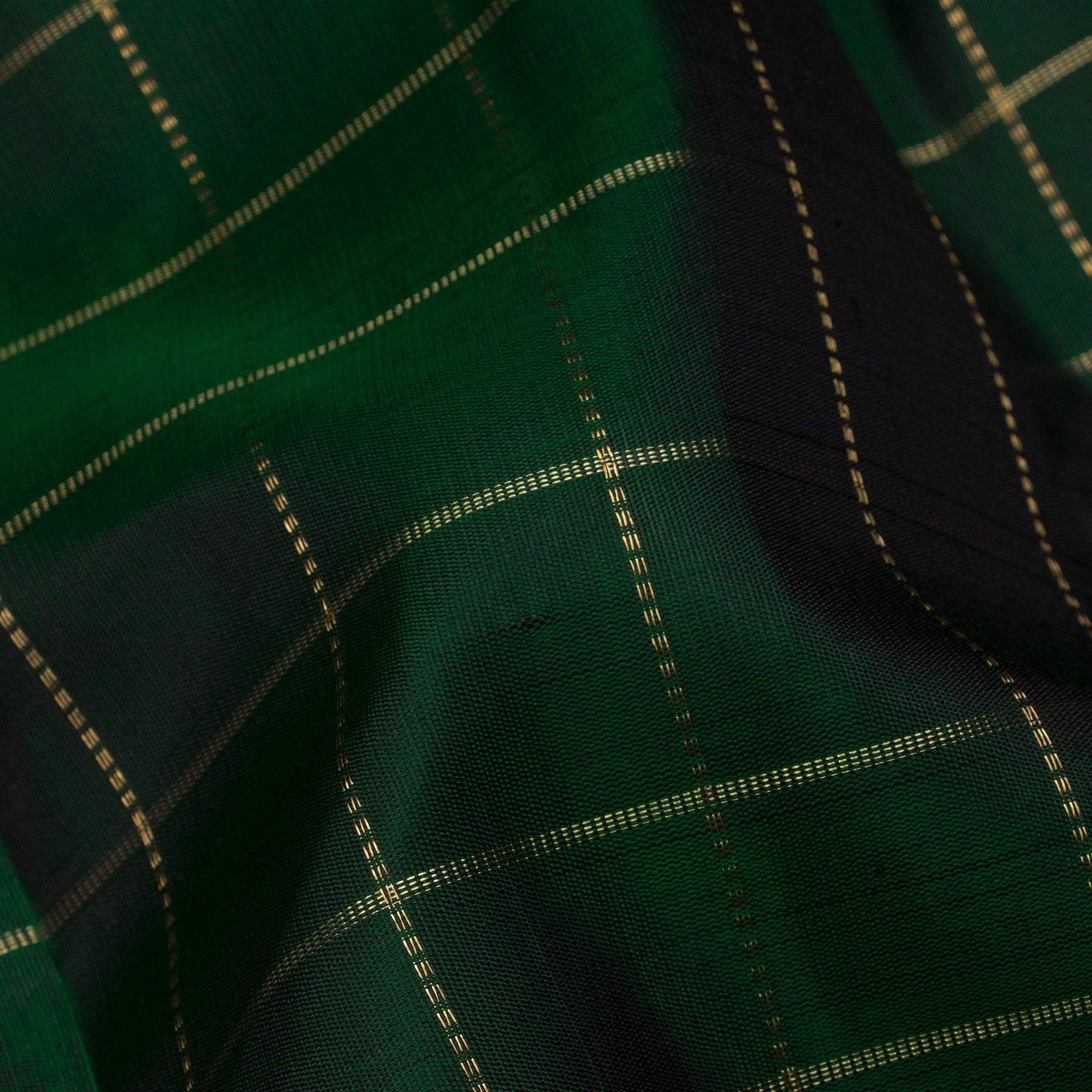 Kanakavalli Kanjivaram Silk Sari 25-599-HS001-03632 - Fabric View 