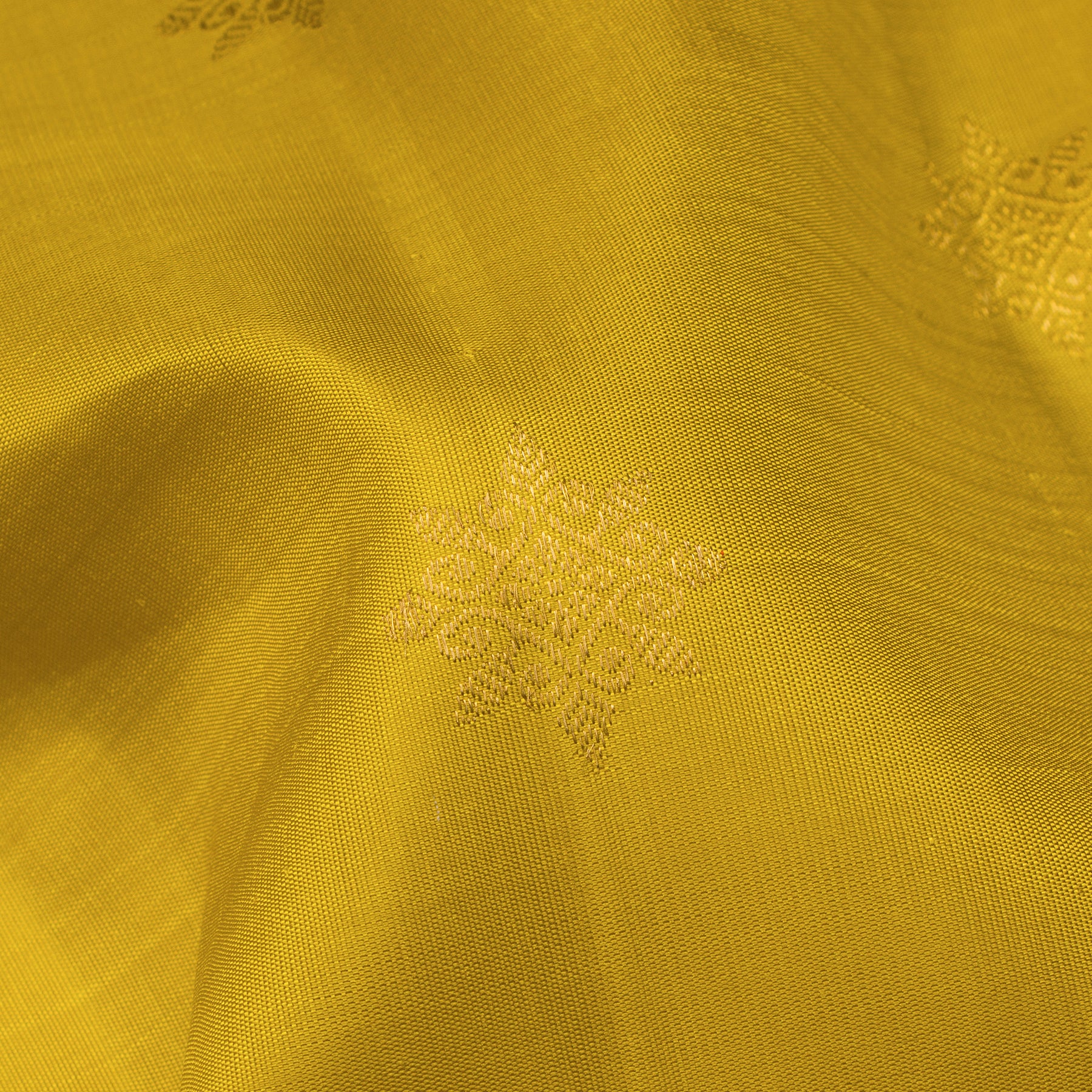Kanakavalli Kanjivaram Silk Sari 25-599-HS001-03640 - Fabric View