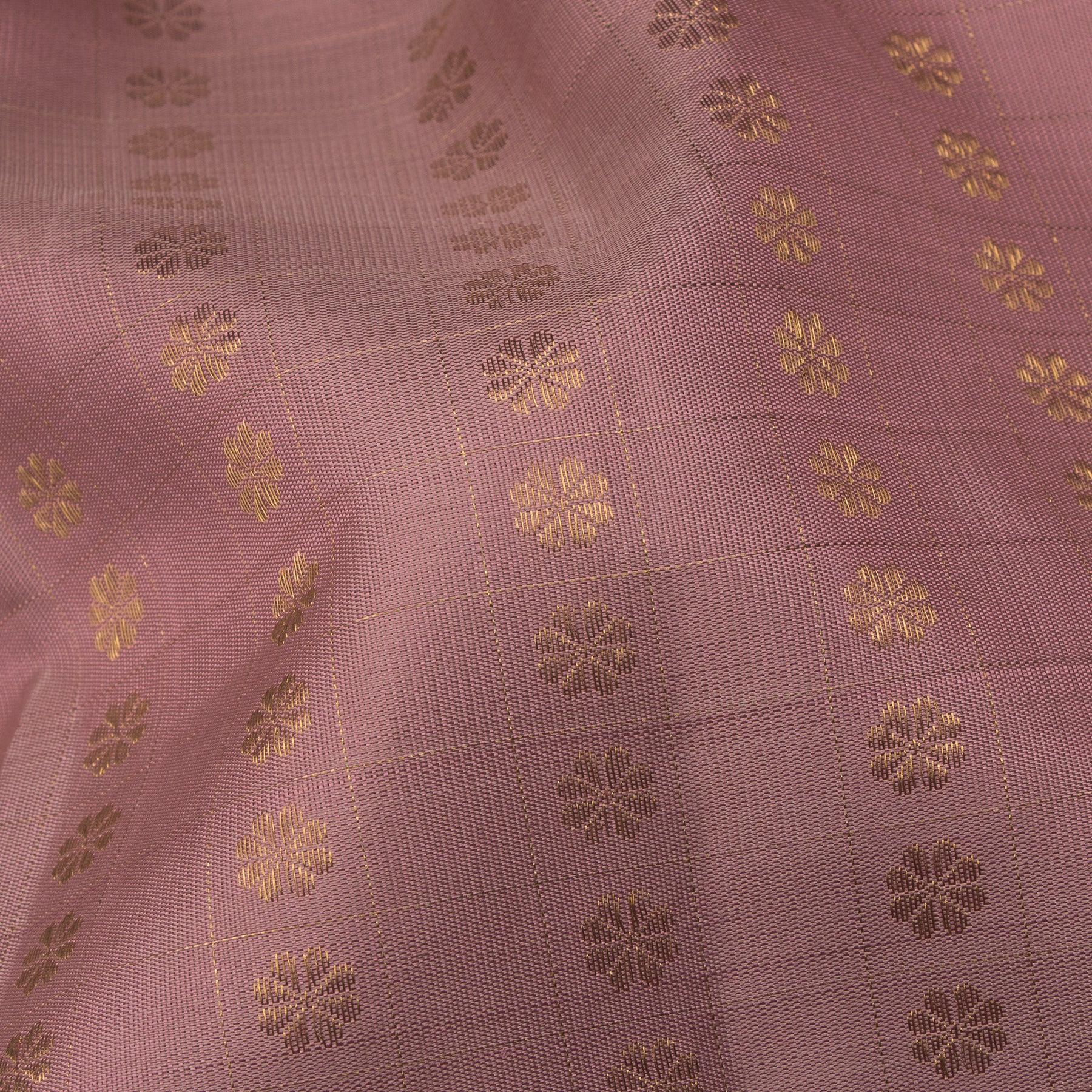 Kanakavalli Kanjivaram Silk Sari 25-599-HS001-04971 - Fabric View