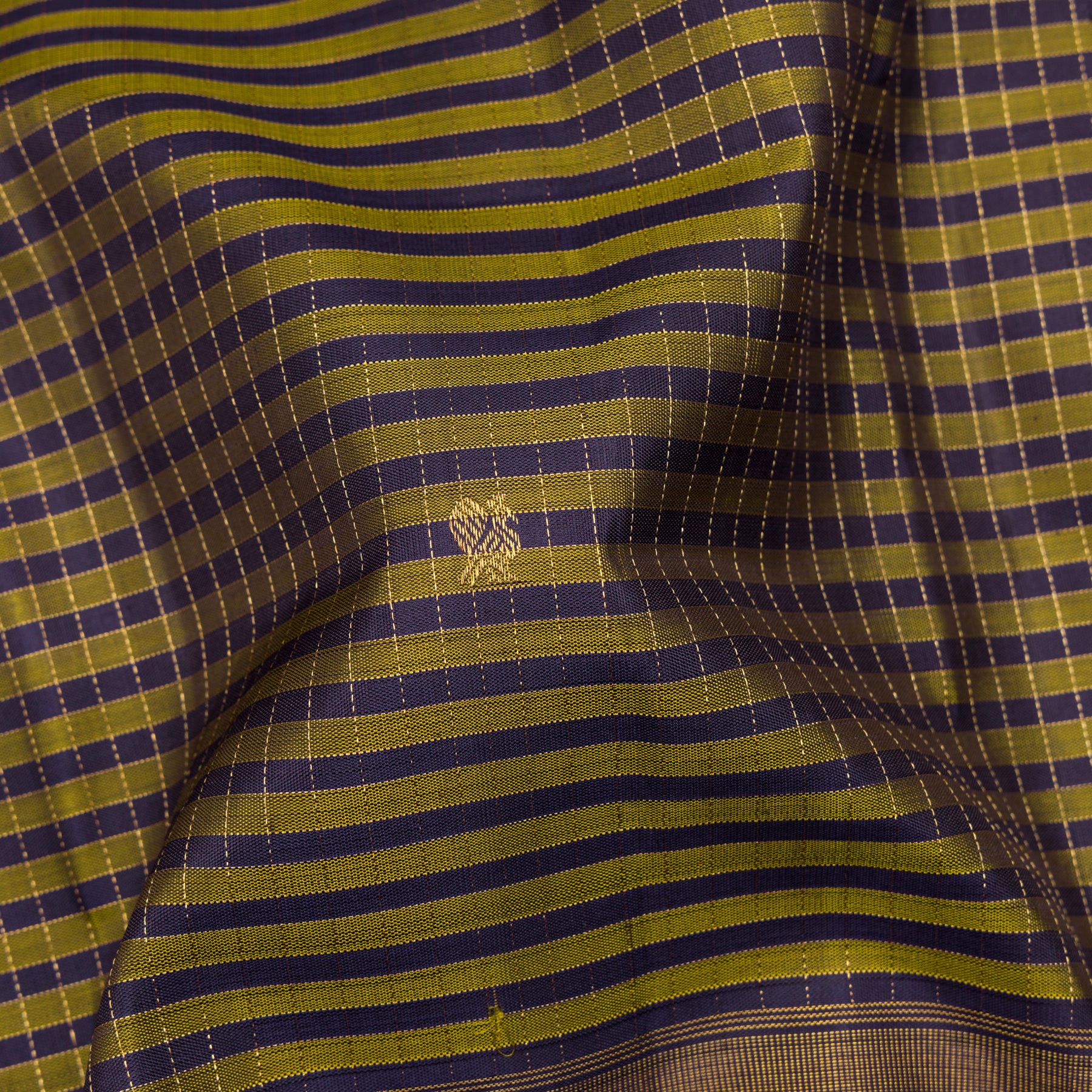 Kanakavalli Kanjivaram Silk Sari 25-599-HS001-06716 - Fabric View