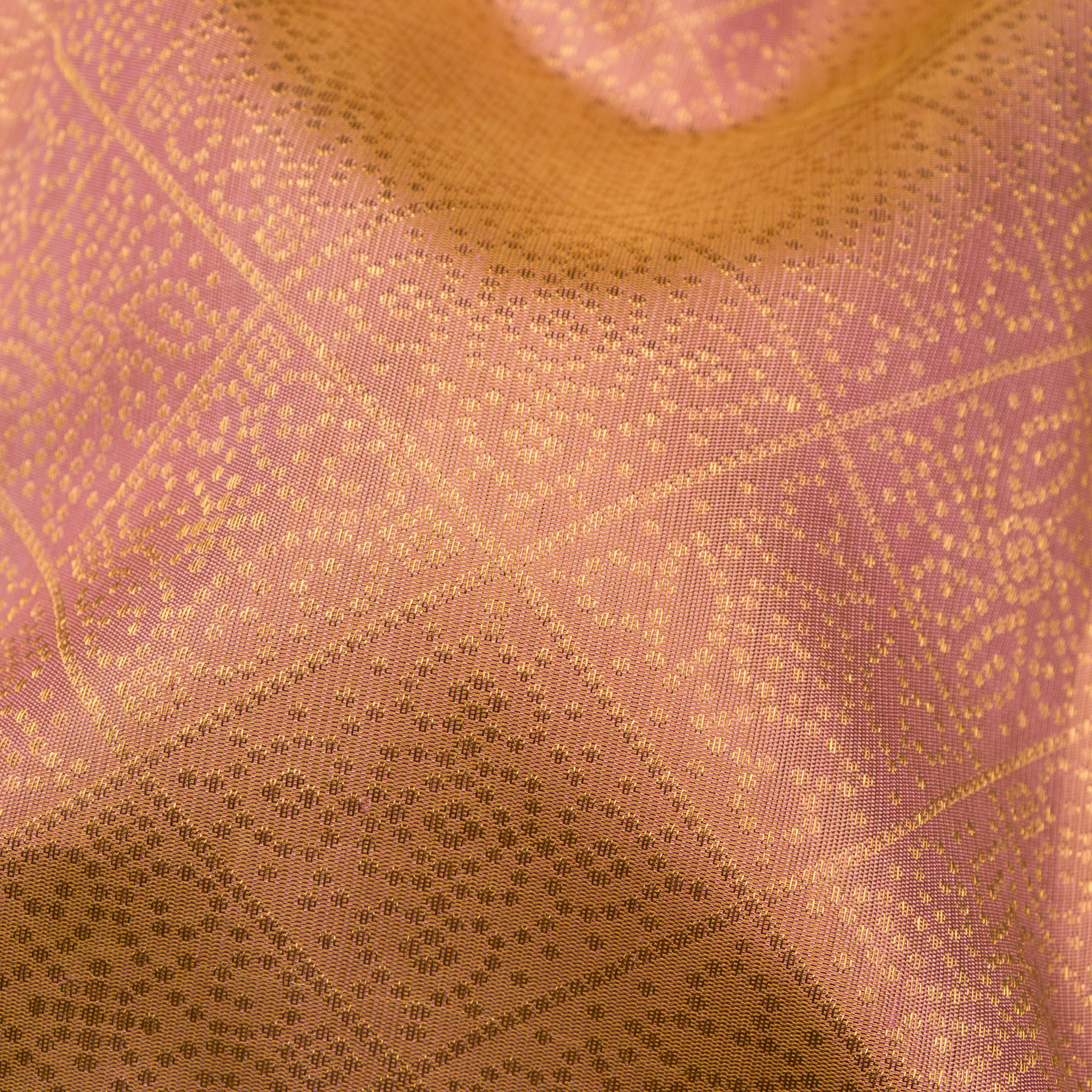 Kanakavalli Kanjivaram Silk Sari 25-599-HS001-07588 - Fabric View