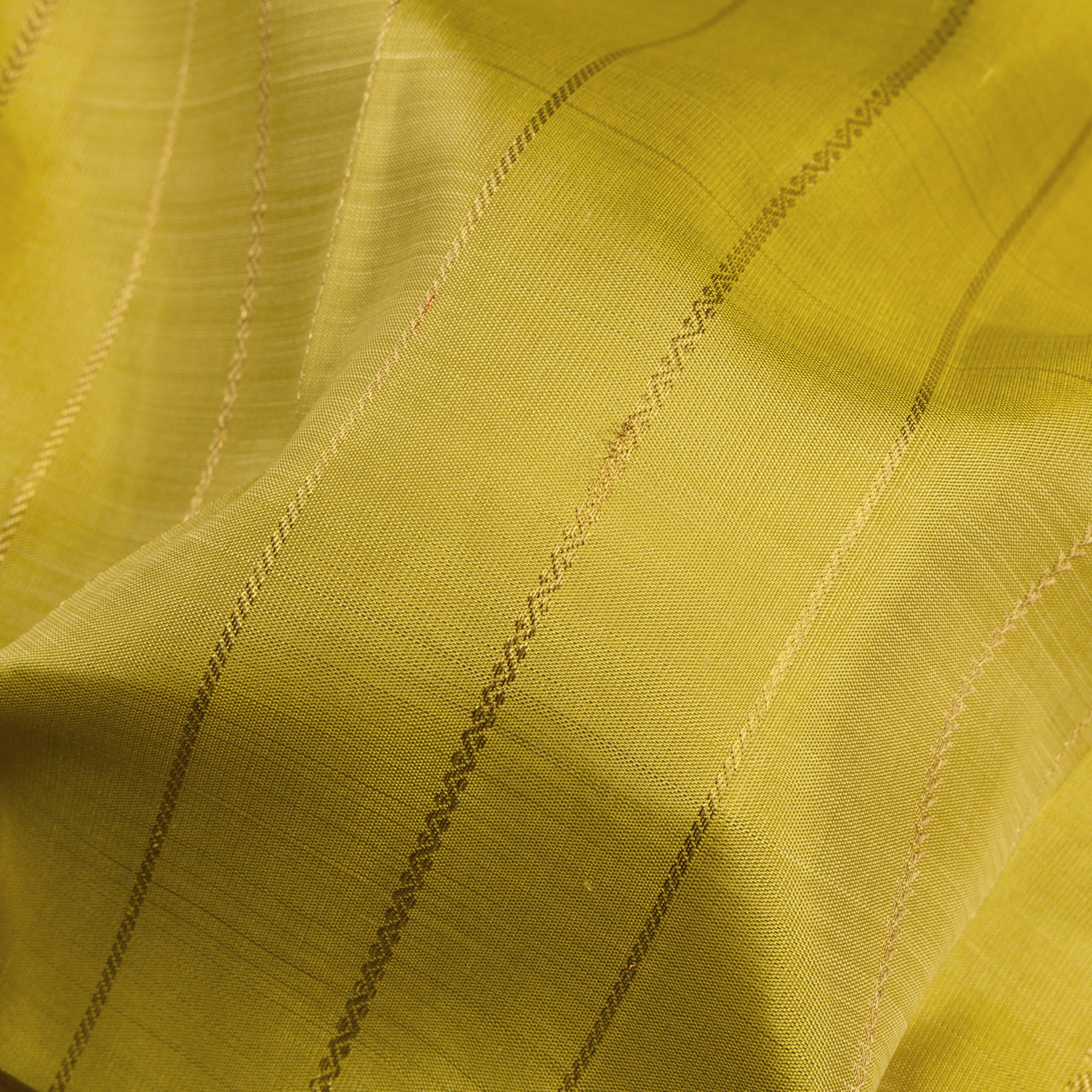 Kanakavalli Kanjivaram Silk Sari 25-599-HS001-07595 - Fabric View