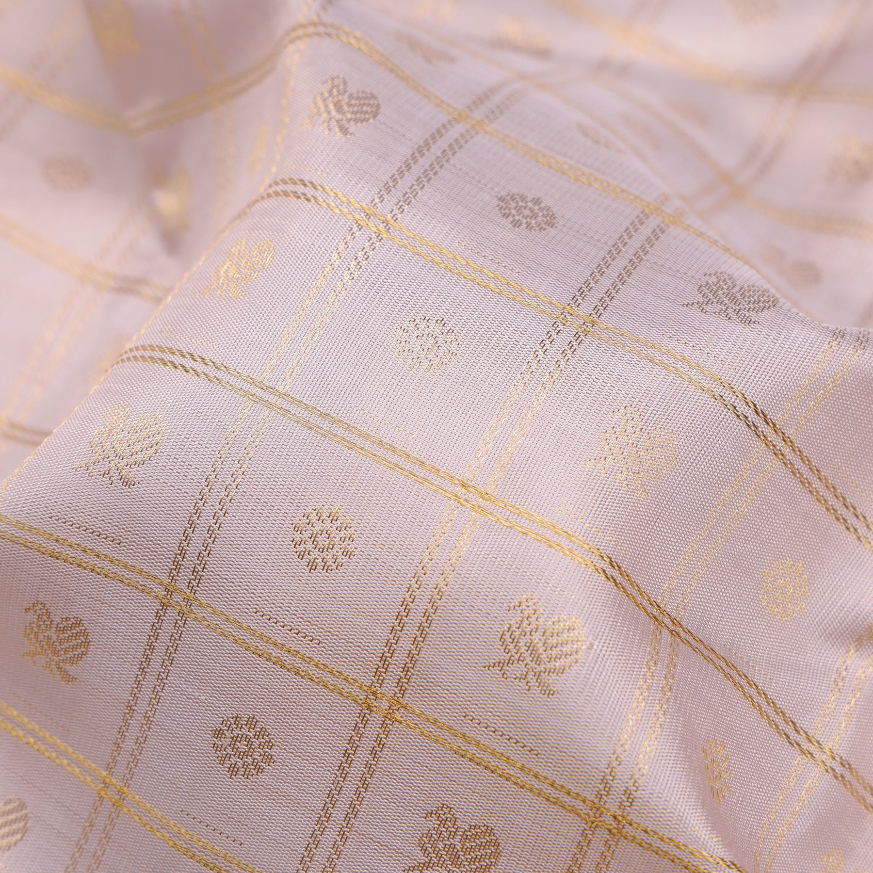 Kanakavalli Kanjivaram Silk Sari 25-599-HS001-07633 - Fabric View
