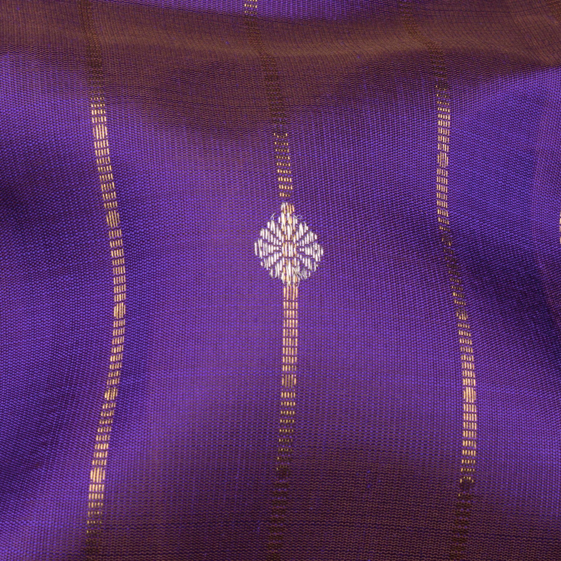 Kanakavalli Kanjivaram Silk Sari 25-599-HS001-09053 - Fabric View