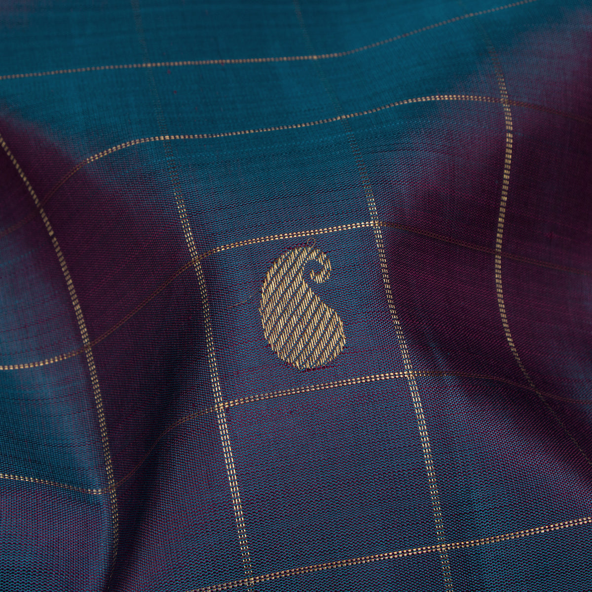Kanakavalli Kanjivaram Silk Sari 25-599-HS001-09932 - Fabric View