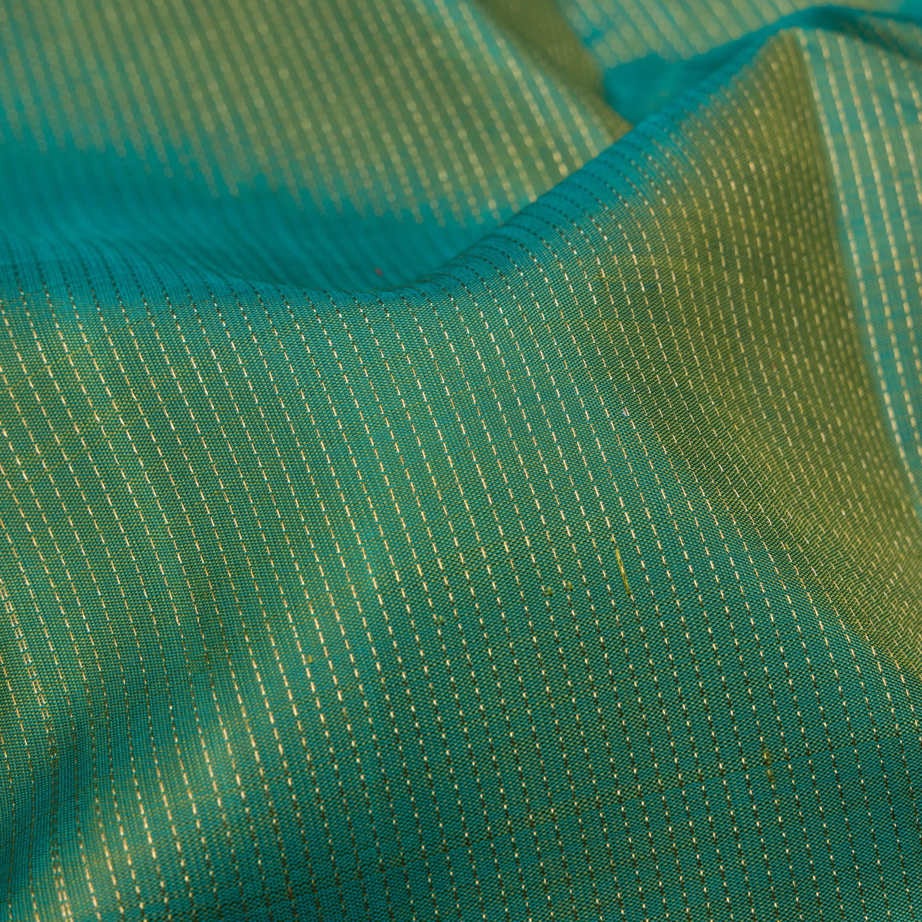 Kanakavalli Kanjivaram Silk Sari 25-599-HS001-09950 - Fabric View
