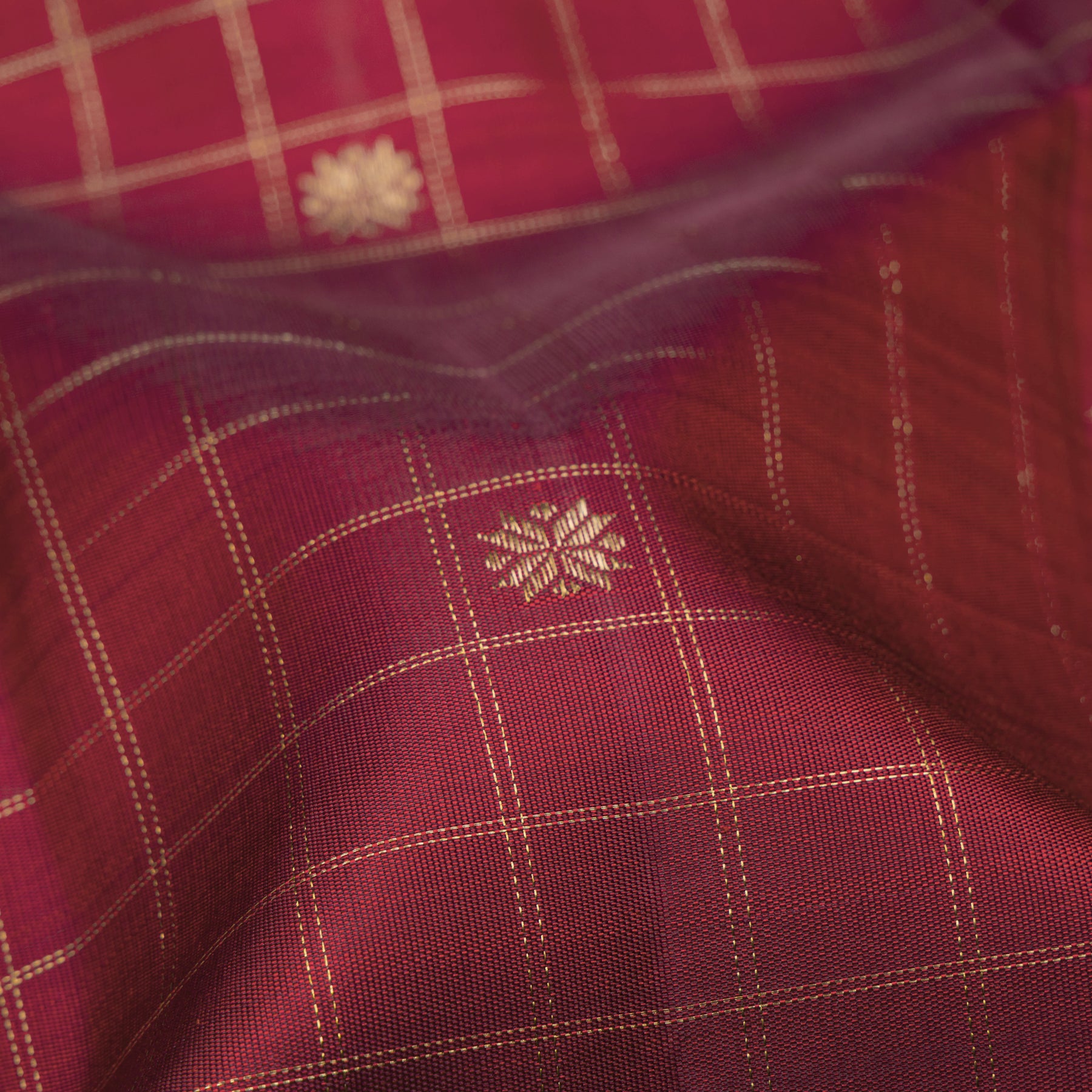 Kanakavalli Kanjivaram Silk Sari 25-599-HS001-10097 - Fabric View