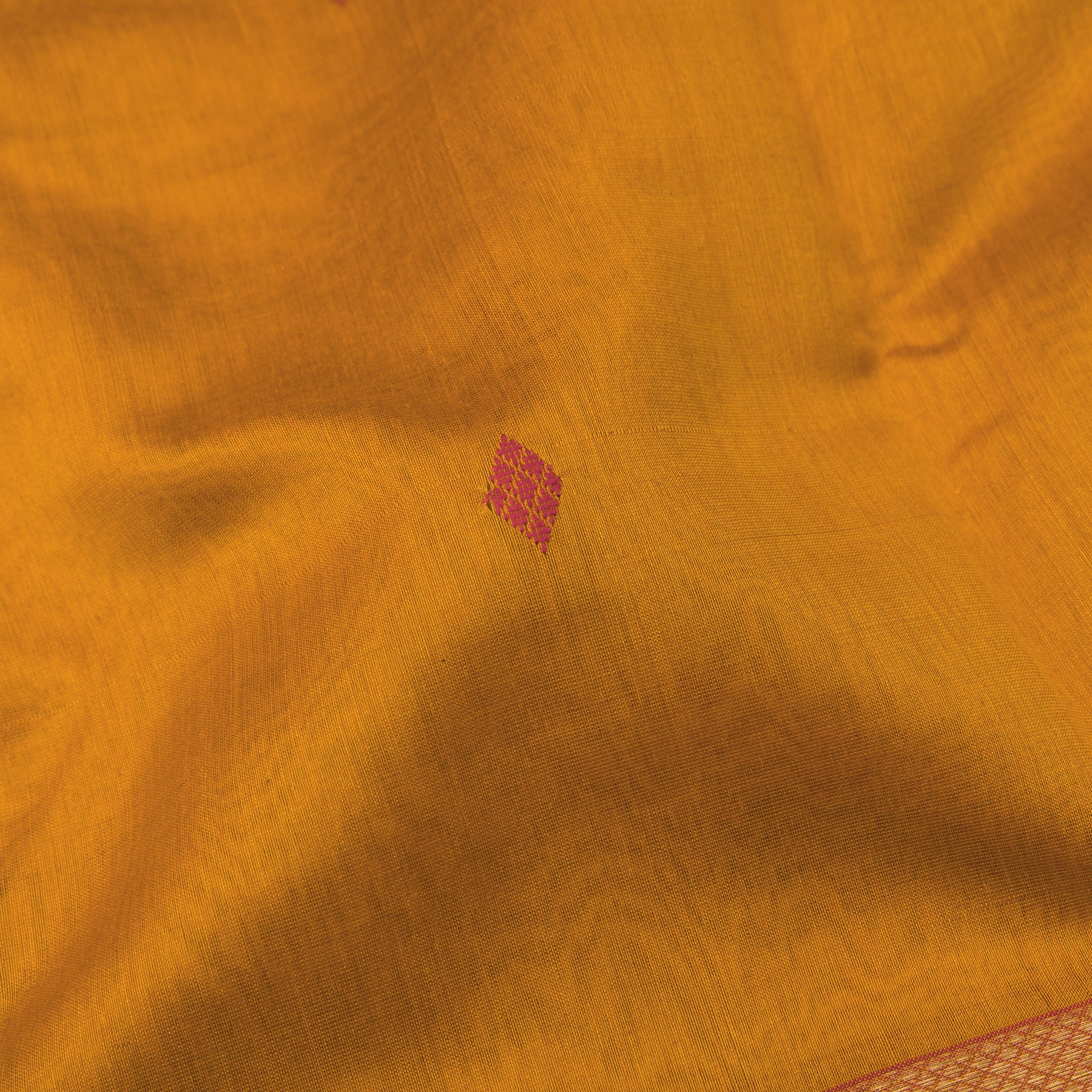 Kanakavalli Silk/Cotton Sari 25-610-HS005-04059 - Fabric View