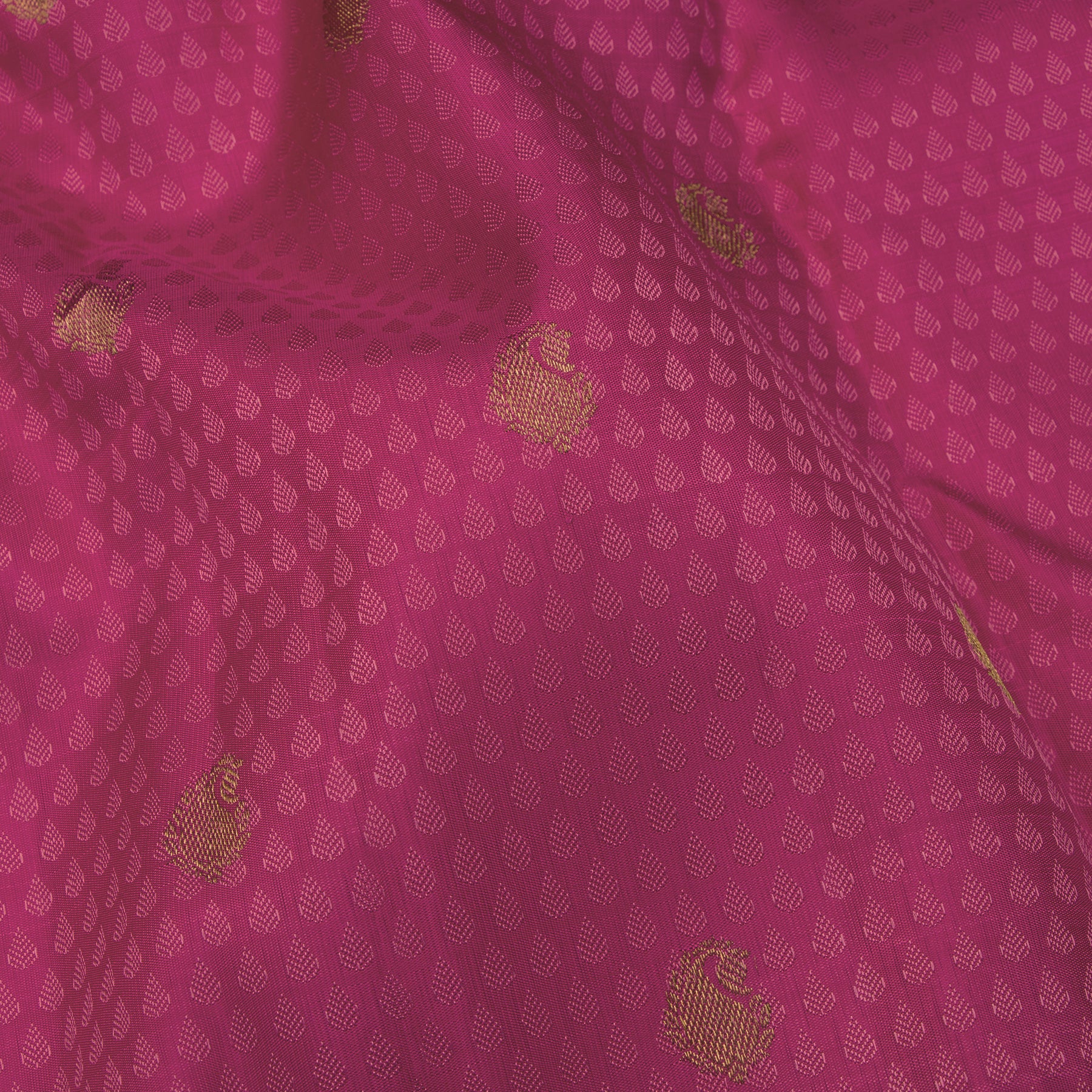 Kanakavalli Kanjivaram Silk Sari 25-611-HS001-01181 - Fabric View