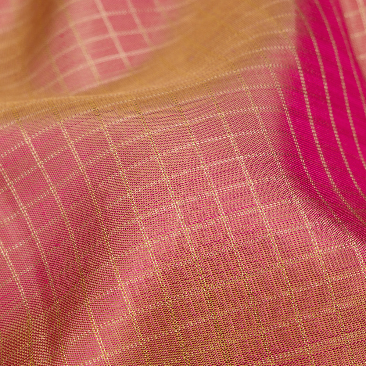 Kanakavalli Kanjivaram Silk Sari 25-611-HS001-03231 - Fabric View