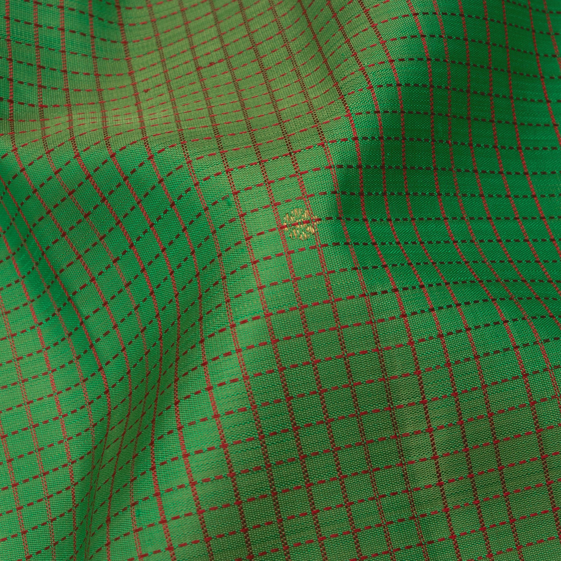 Kanakavalli Kanjivaram Silk Sari 25-611-HS001-03233 - Fabric View