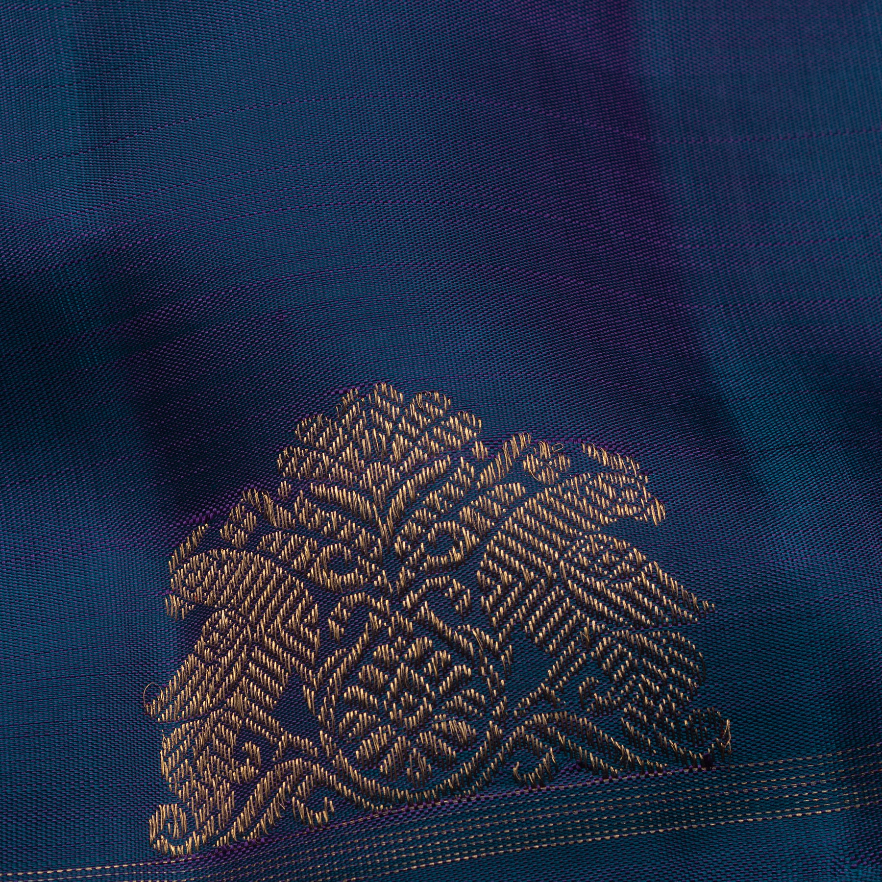 Kanakavalli Kanjivaram Silk Sari 25-611-HS001-03313 - Fabric View