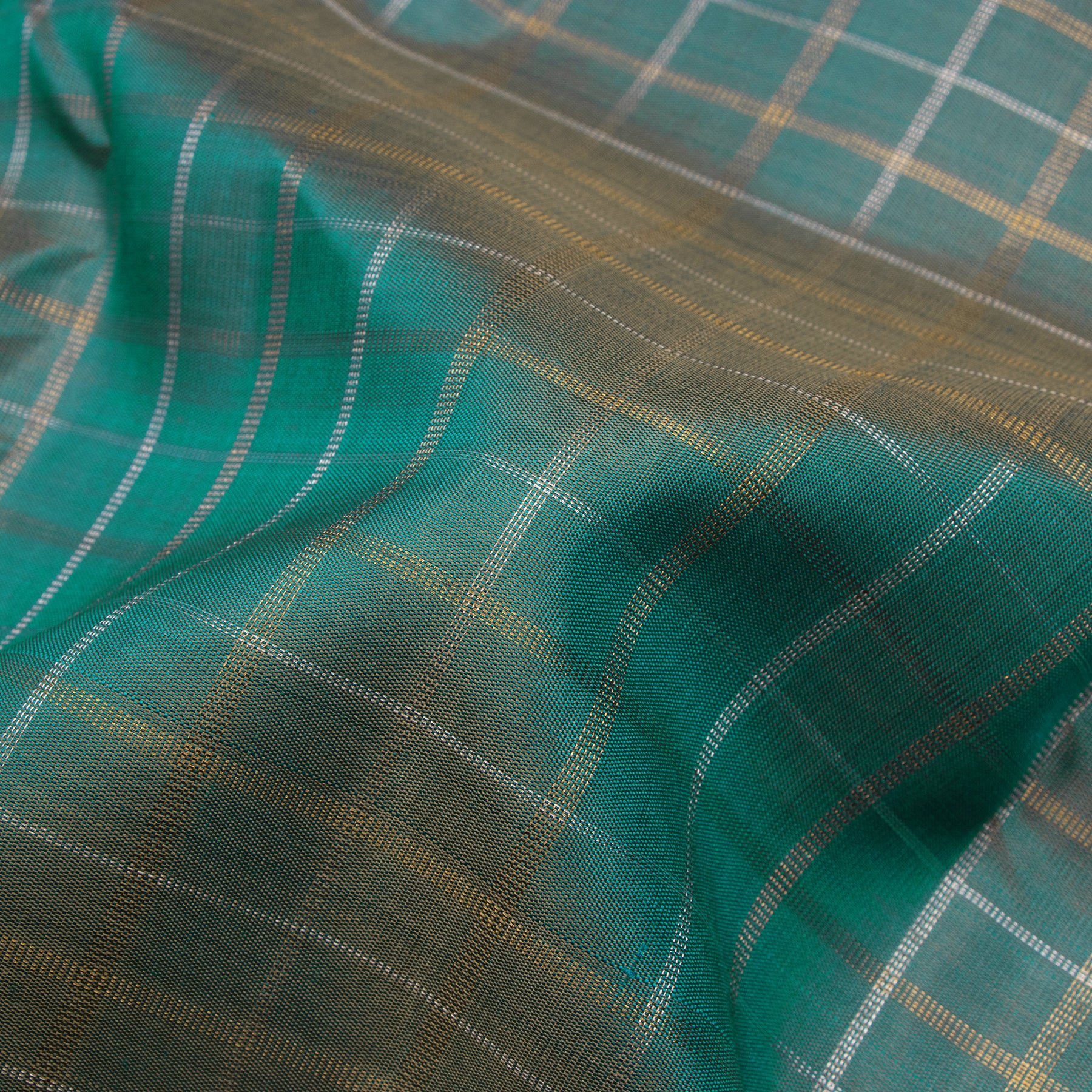 Kanakavalli Kanjivaram Silk Sari 25-611-HS001-03556 - Fabric View