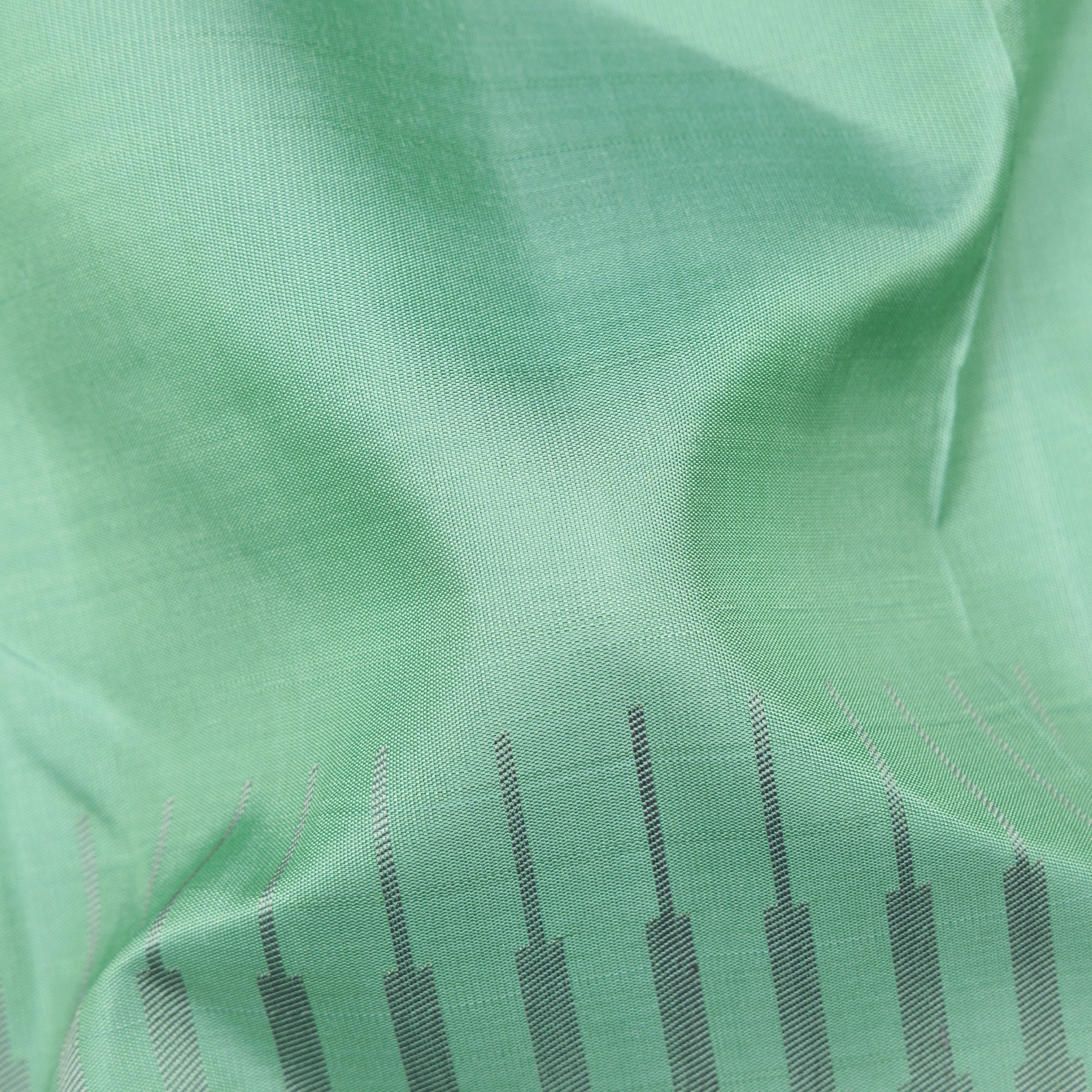 Kanakavalli Kanjivaram Silk Sari 25-611-HS001-06883 - Fabric View