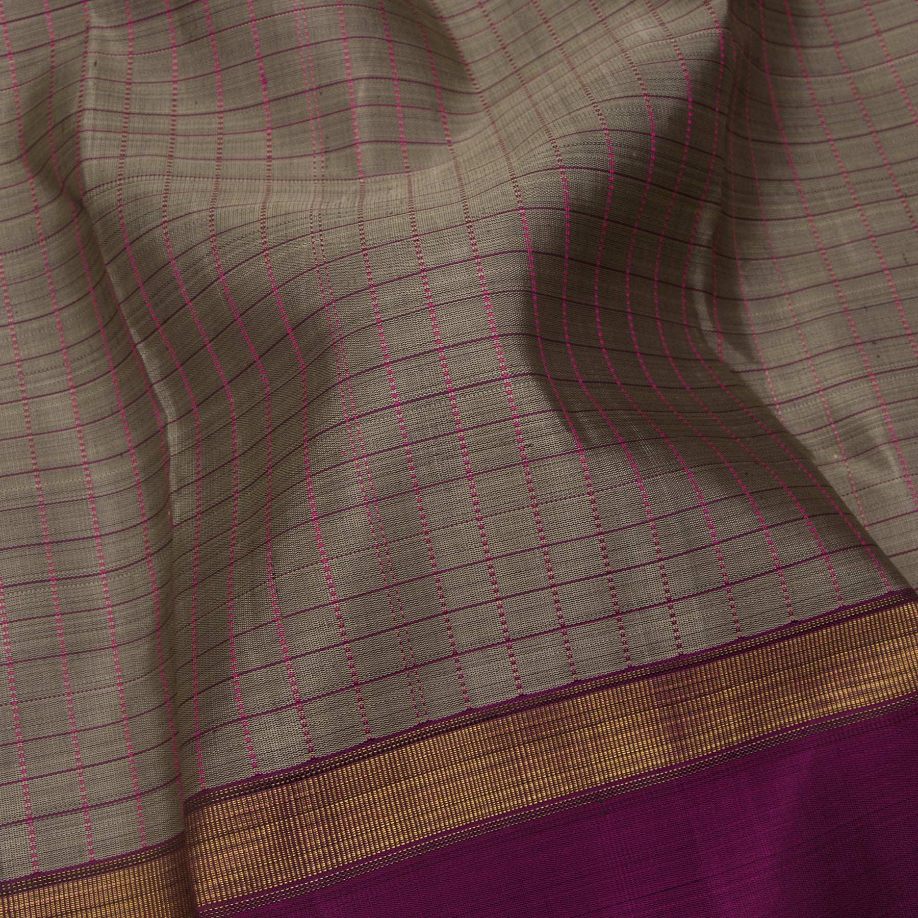 Kanakavalli Kanjivaram Silk Sari 25-615-HS001-00429 - Fabric View