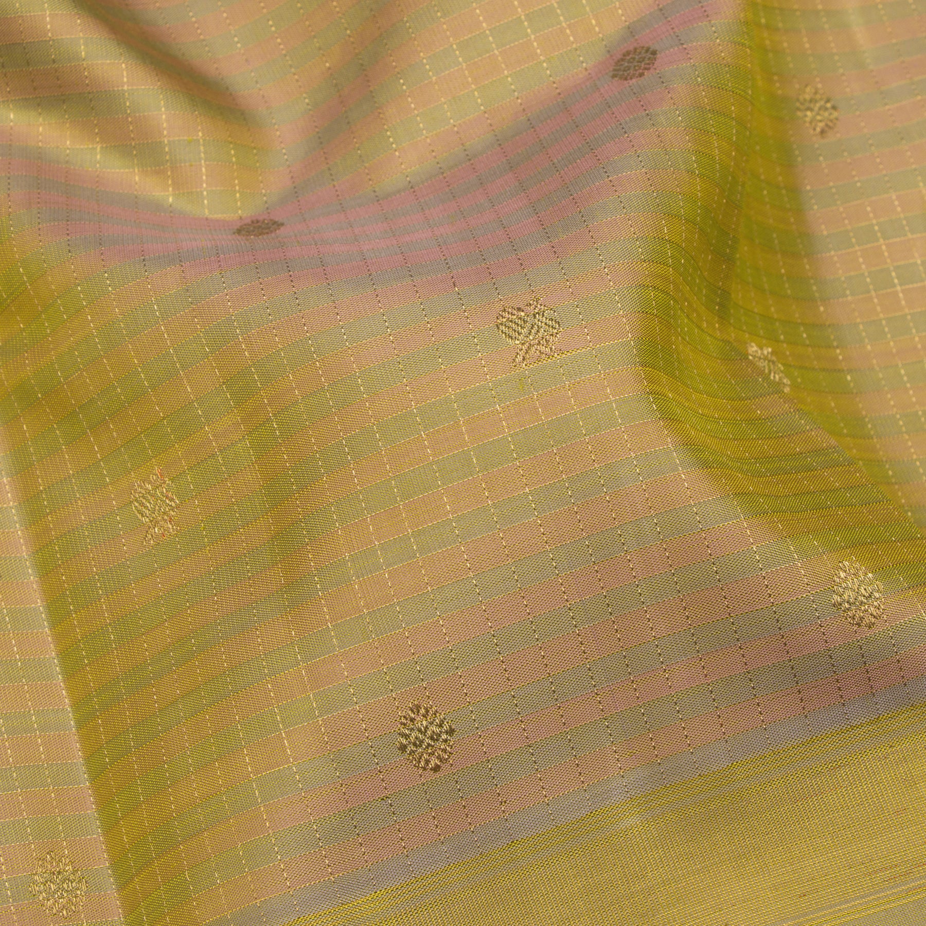 Kanakavalli Kanjivaram Silk Sari 25-615-HS001-00492 - Fabric View