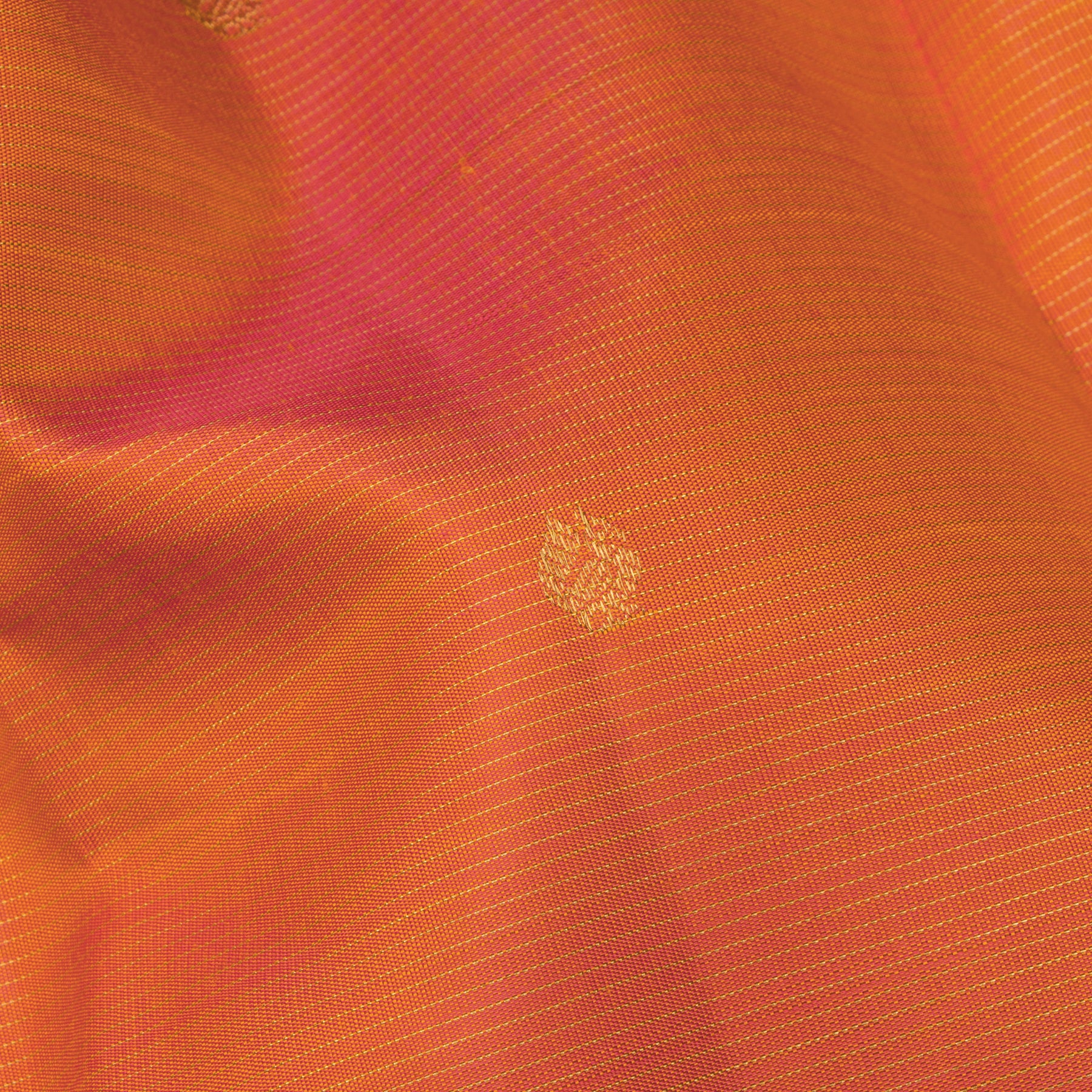 Kanakavalli Kanjivaram Silk Sari 25-615-HS001-01105 - Fabric View