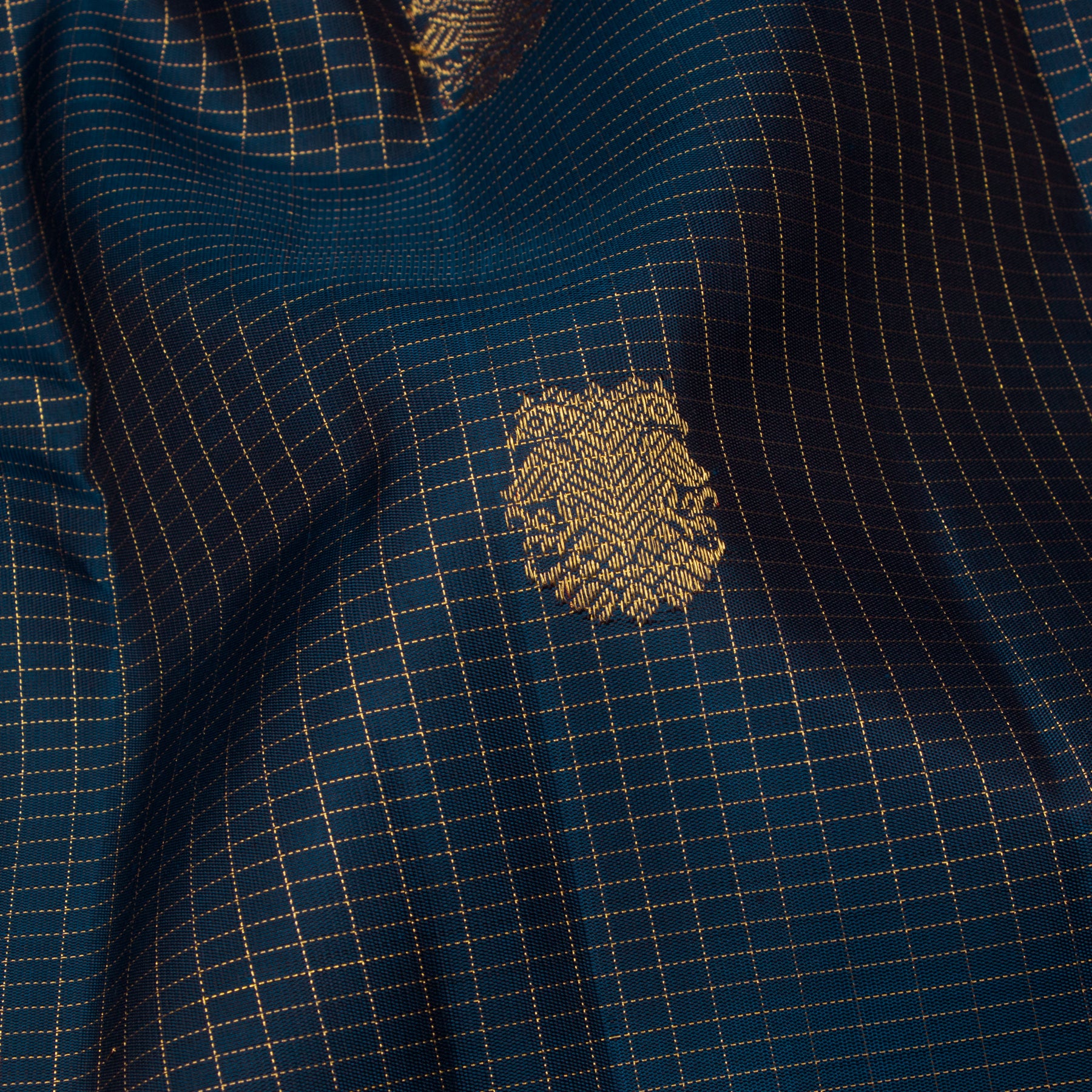 Kanakavalli Kanjivaram Silk Sari 25-615-HS001-01113 - Fabric View