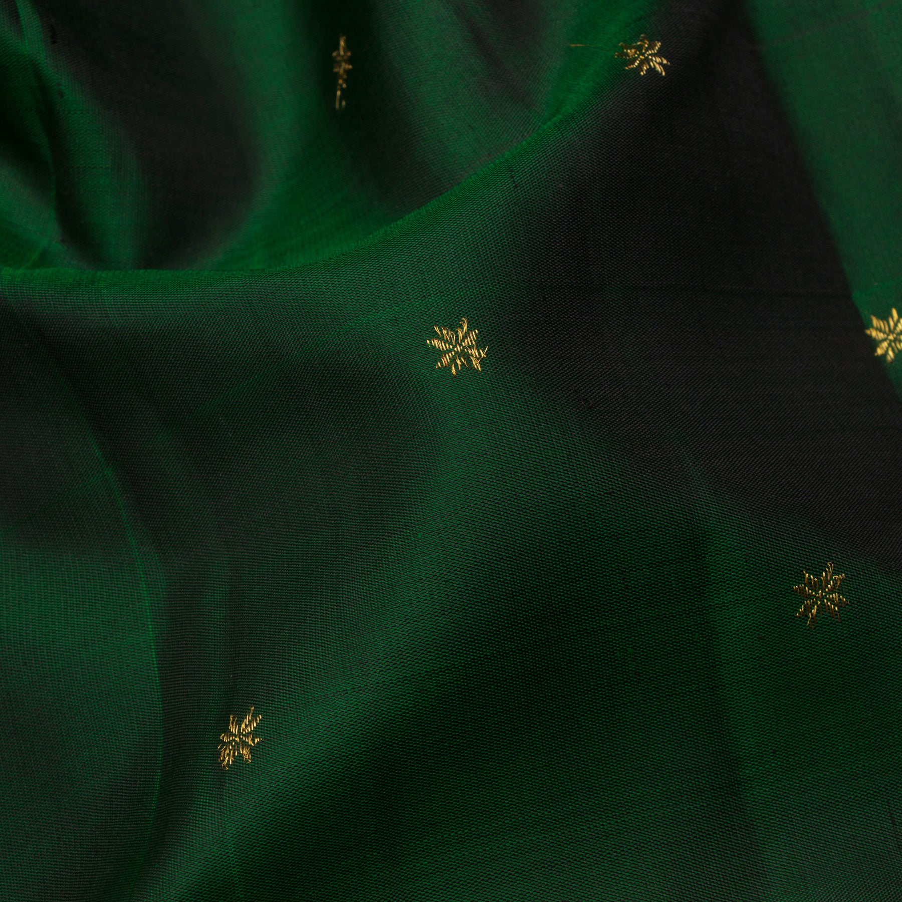 Kanakavalli Kanjivaram Silk Sari 25-615-HS001-02678 - Fabric View