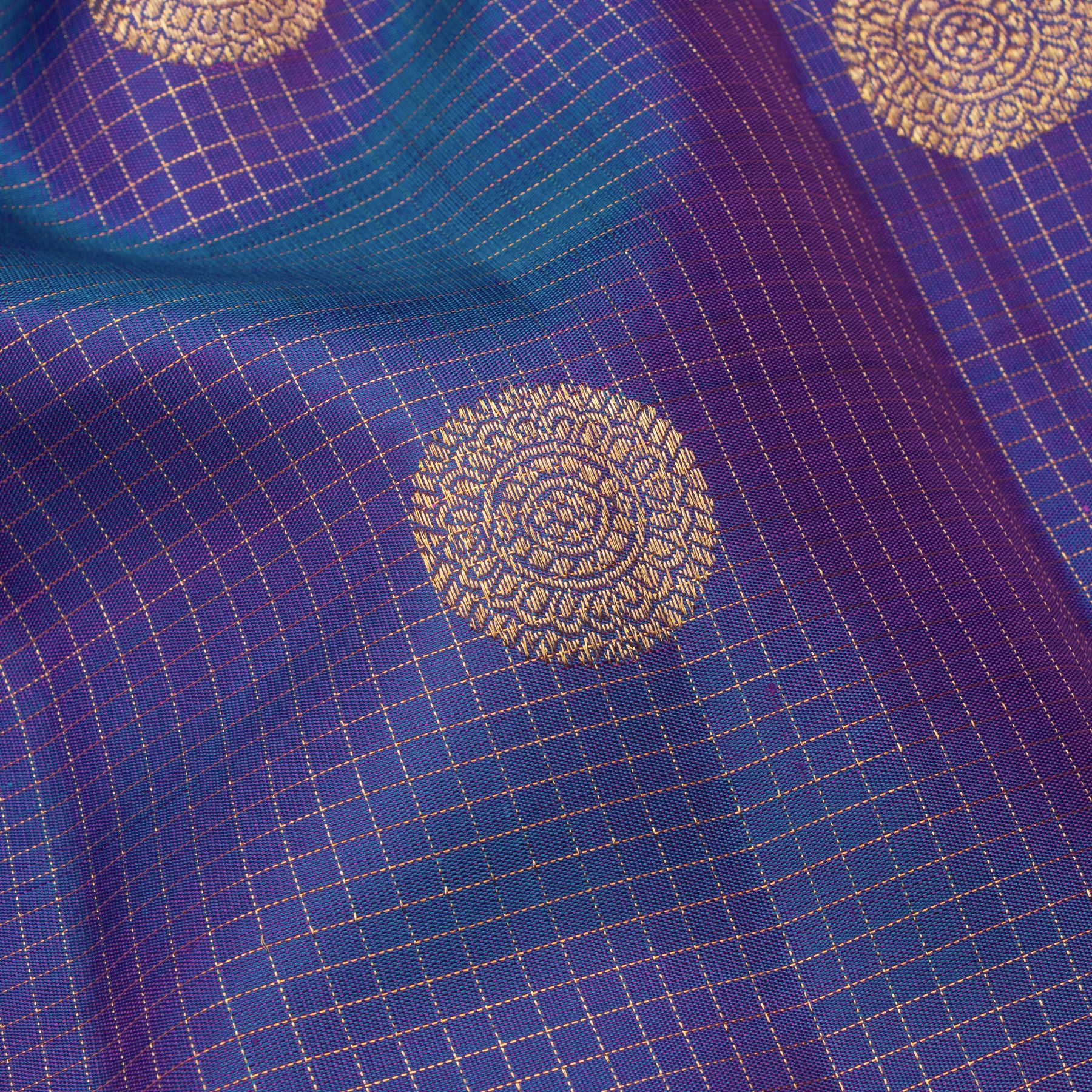 Kanakavalli Kanjivaram Silk Sari 25-615-HS001-03868 - Fabric View