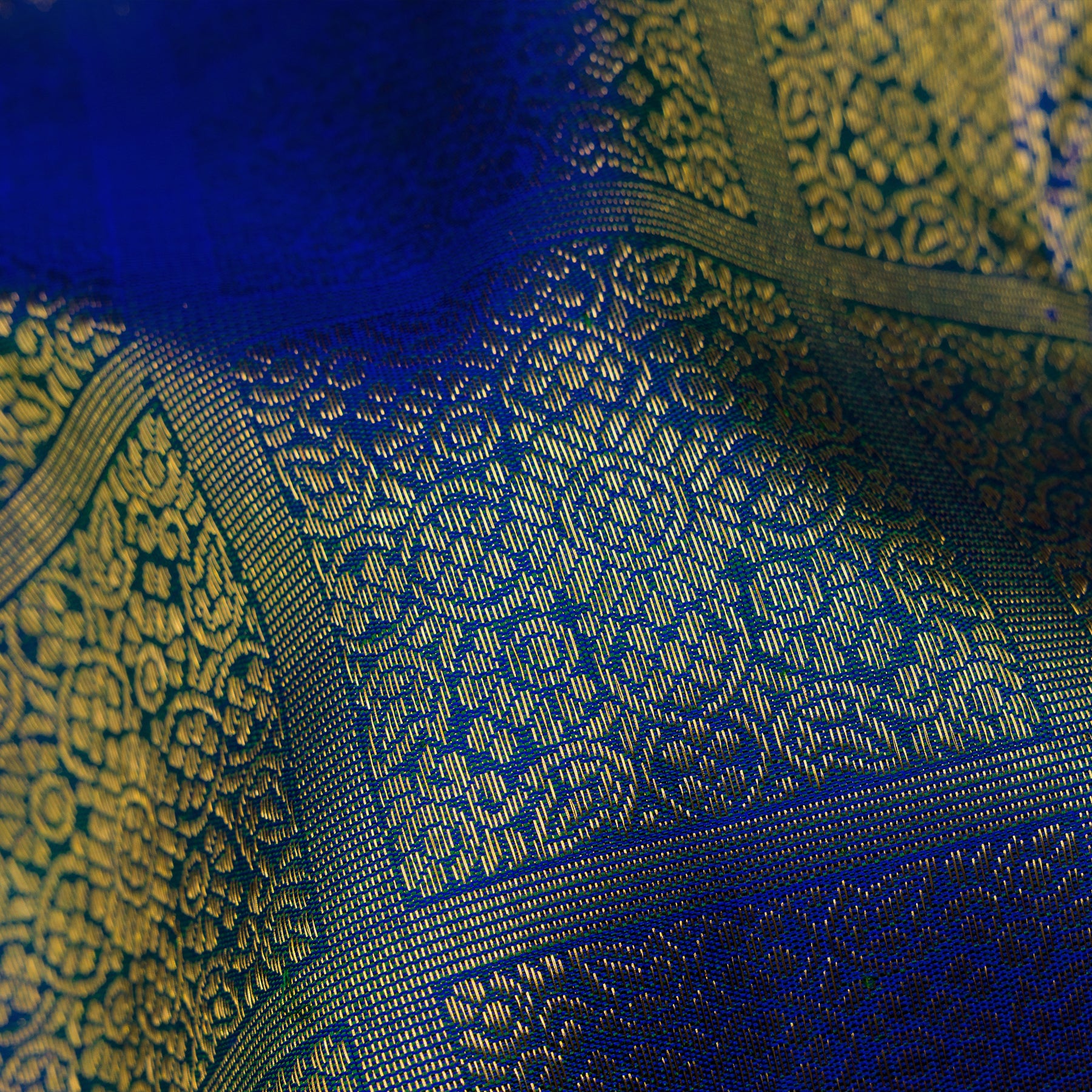 Kanakavalli Kanjivaram Silk Sari 25-615-HS001-05146 - Fabric View