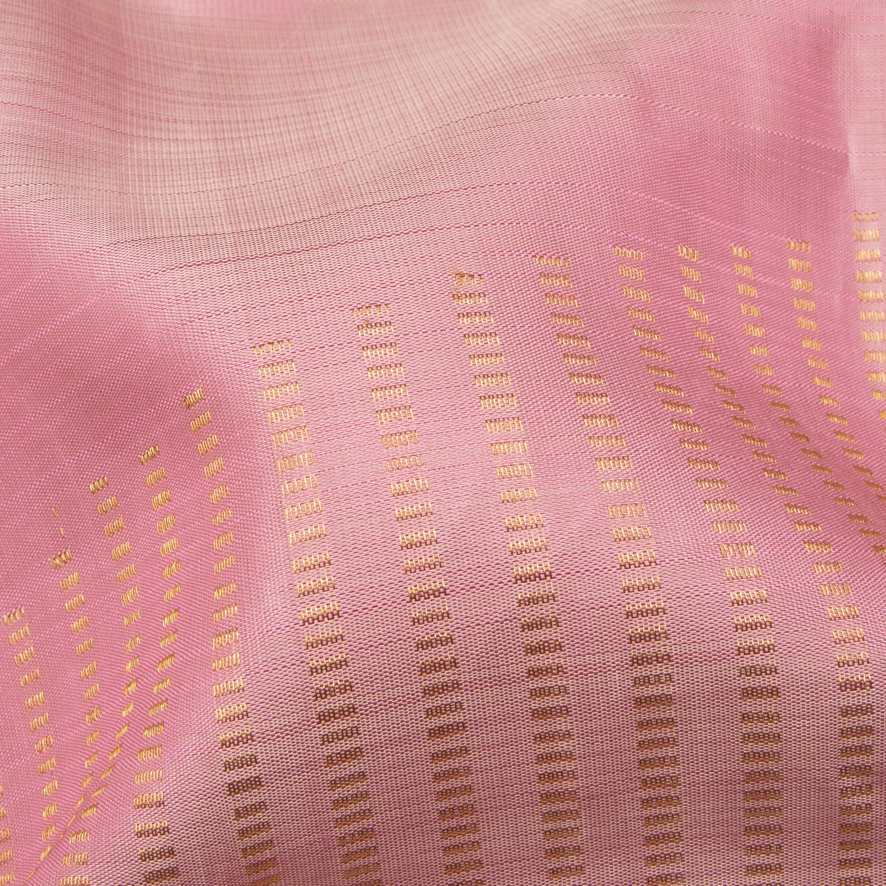 Kanakavalli Kanjivaram Silk Sari 25-615-HS001-05196 - Fabric View