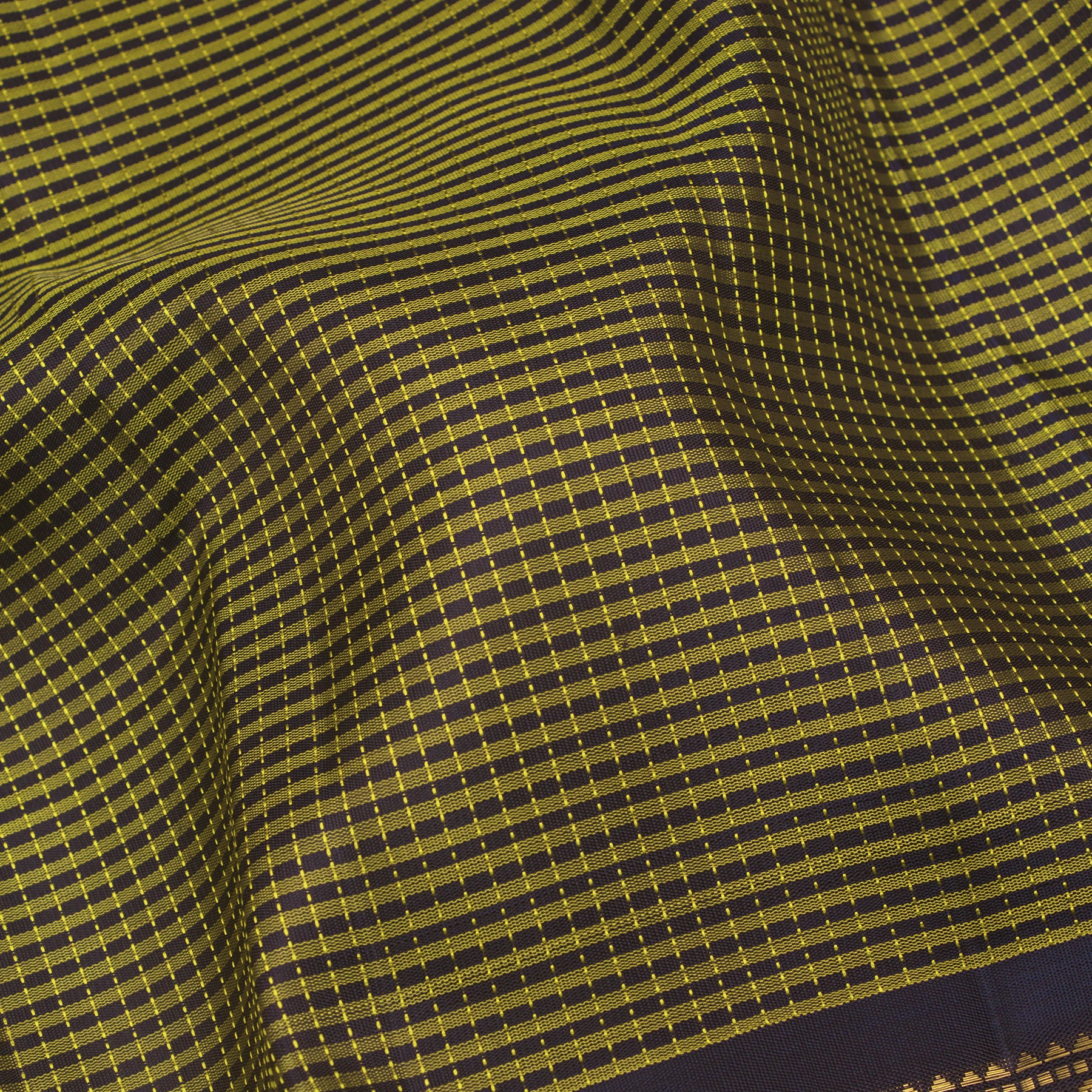 Kanakavalli Kanjivaram Silk Sari 25-615-HS001-05204 - Fabric View