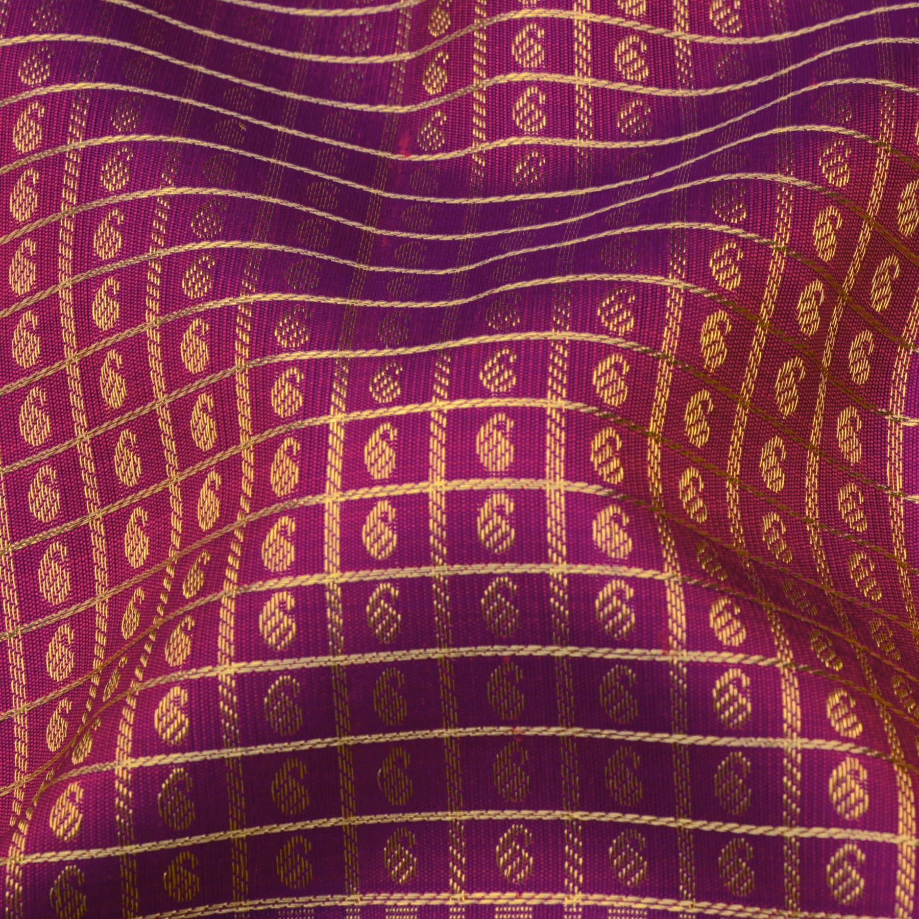 Kanakavalli Kanjivaram Silk Sari 25-615-HS001-08519 - Fabric View